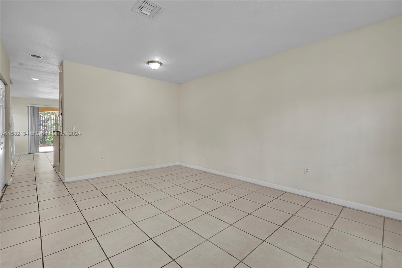 2501 SW 83rd Ter # 101
