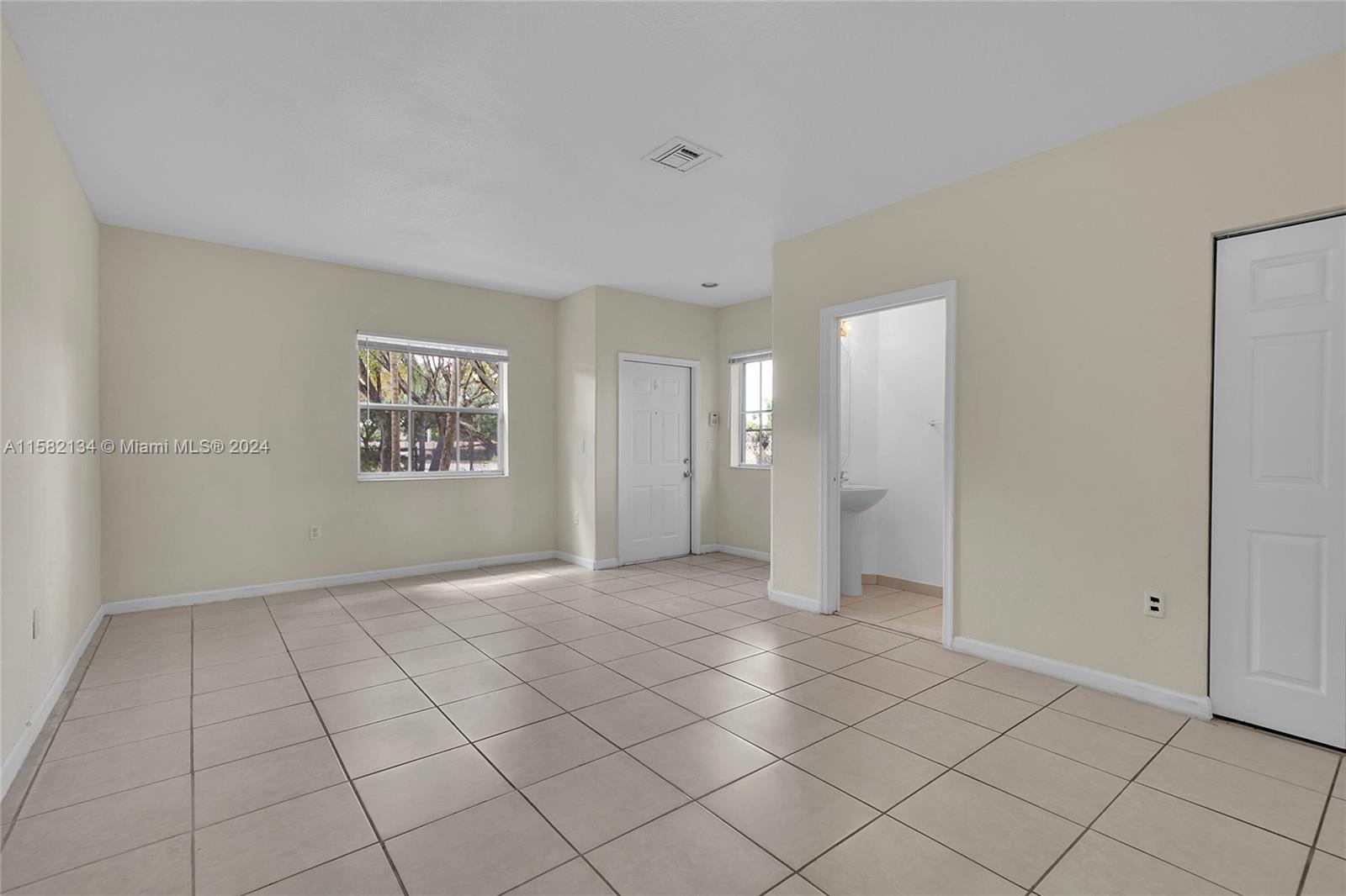 2501 SW 83rd Ter # 101