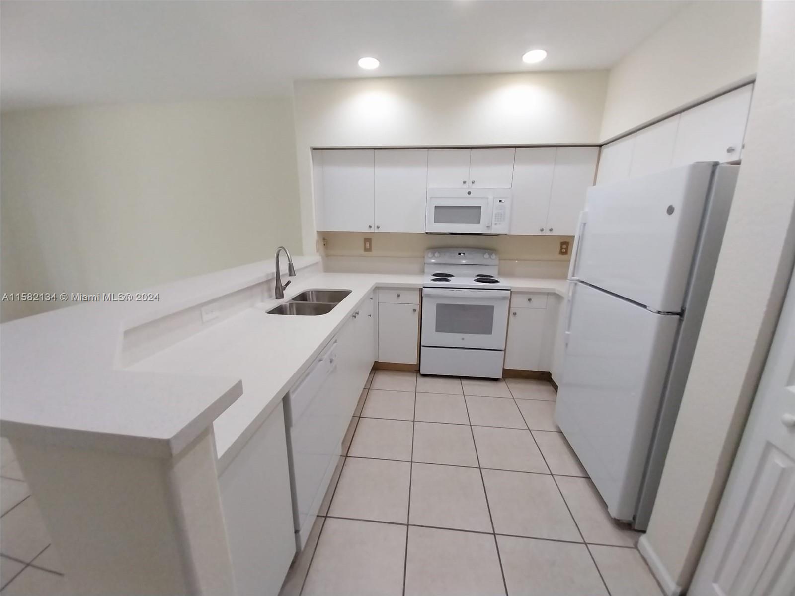 2501 SW 83rd Ter # 101