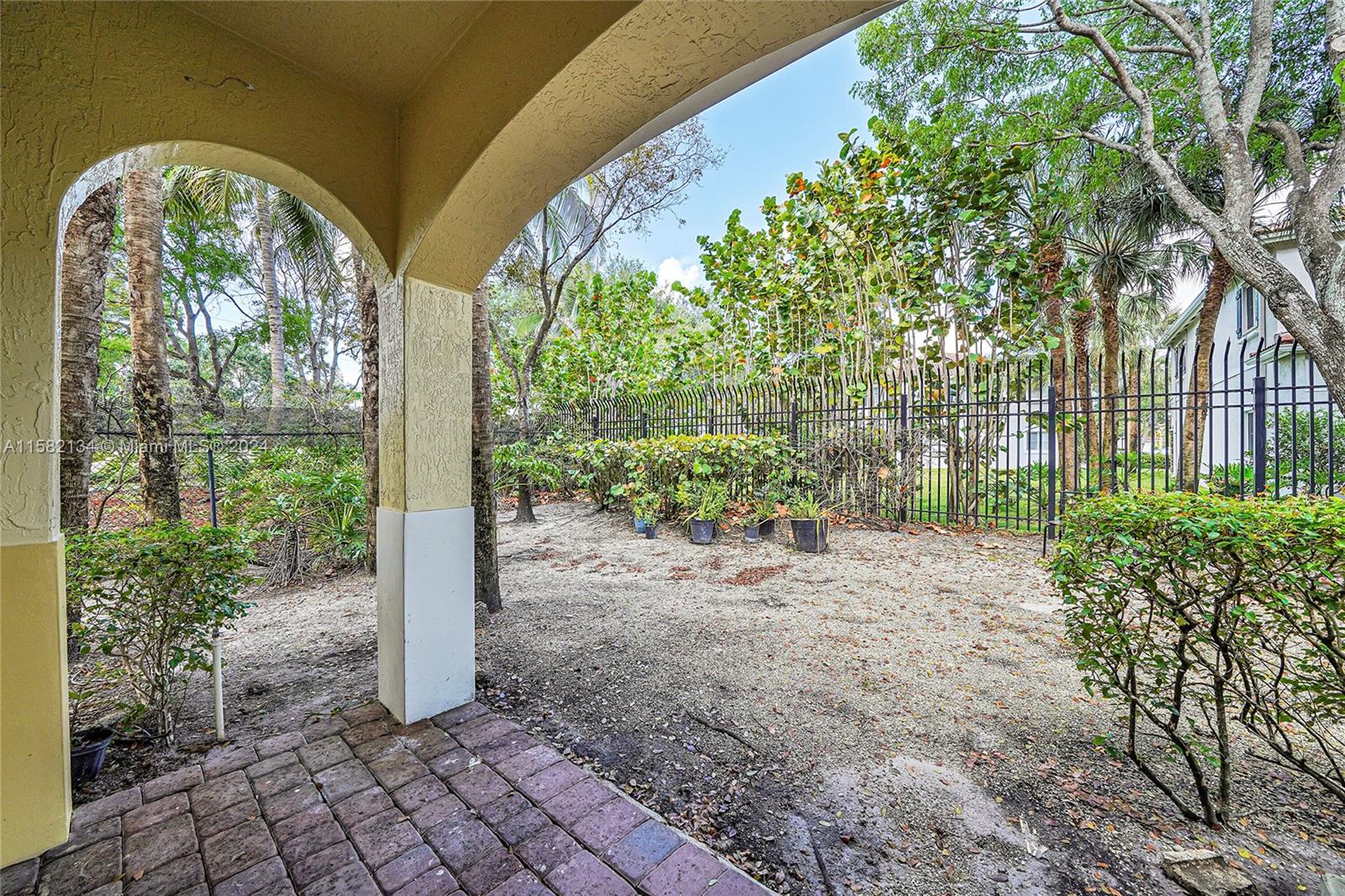 2501 SW 83rd Ter # 101