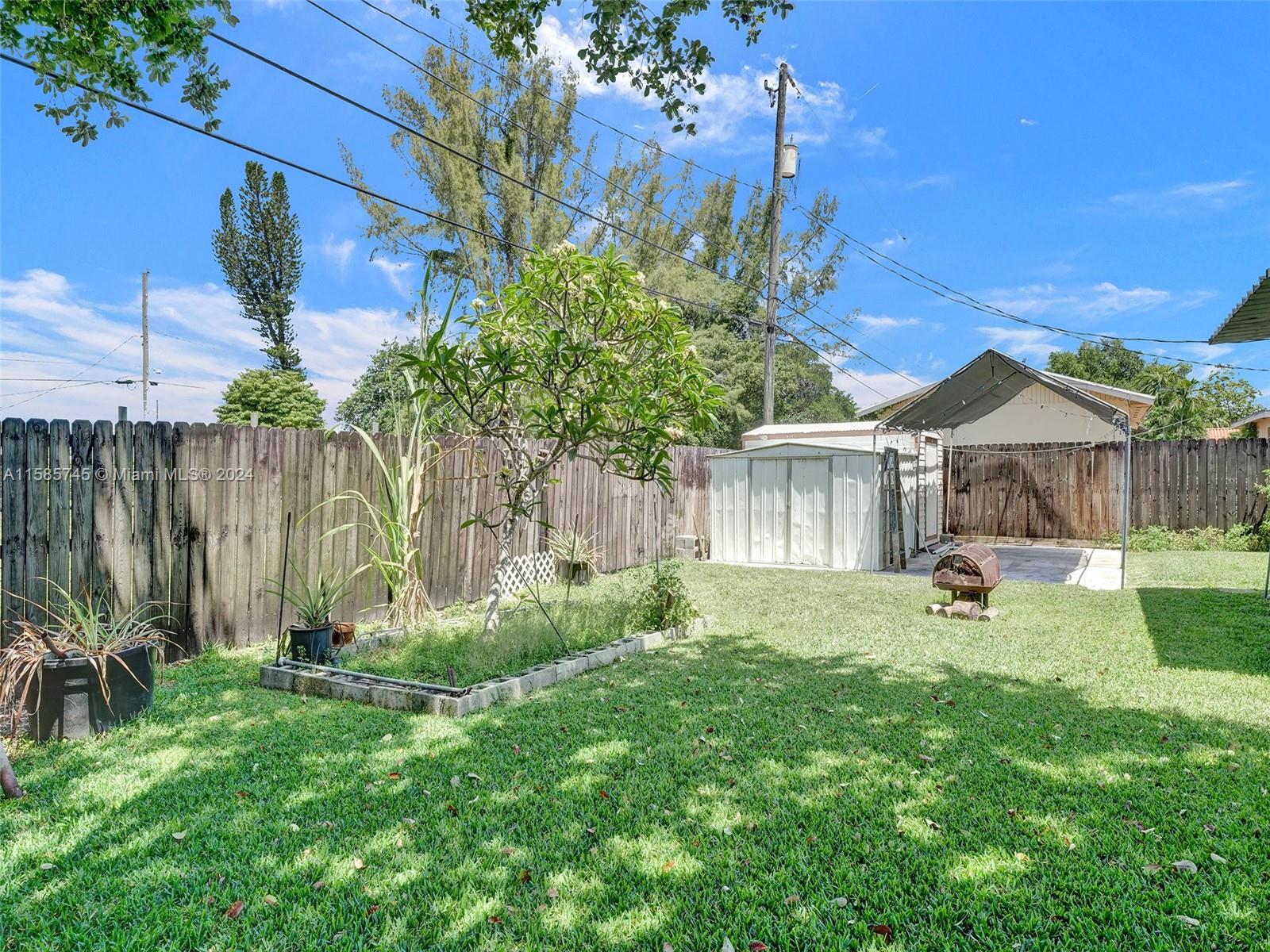 1910 SW 69th Ave