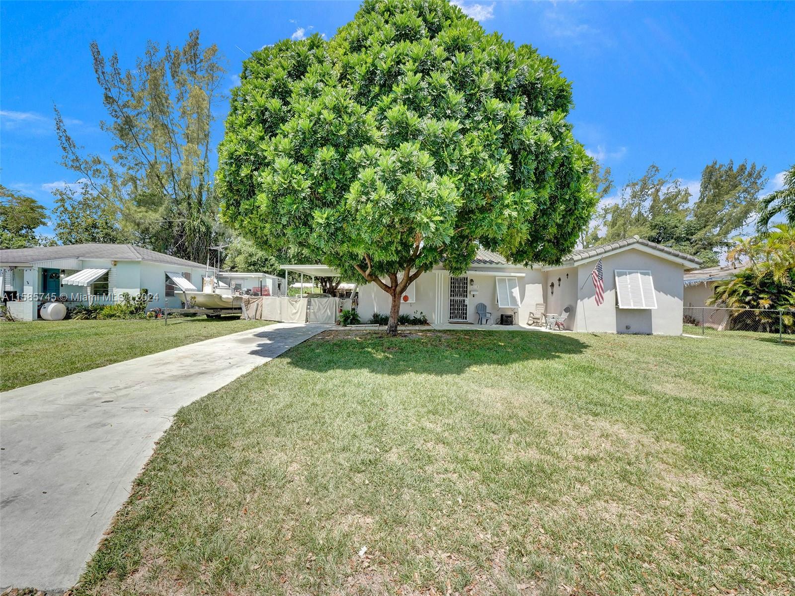 1910 SW 69th Ave