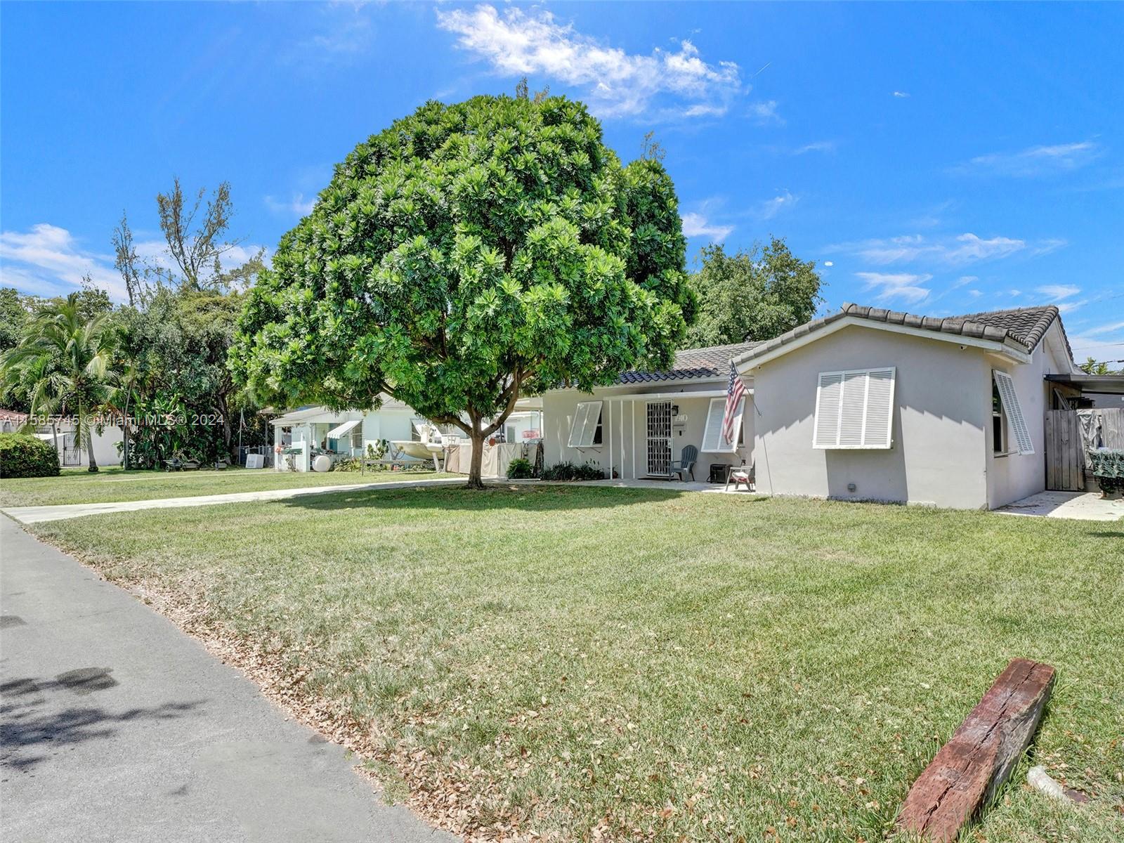 1910 SW 69th Ave