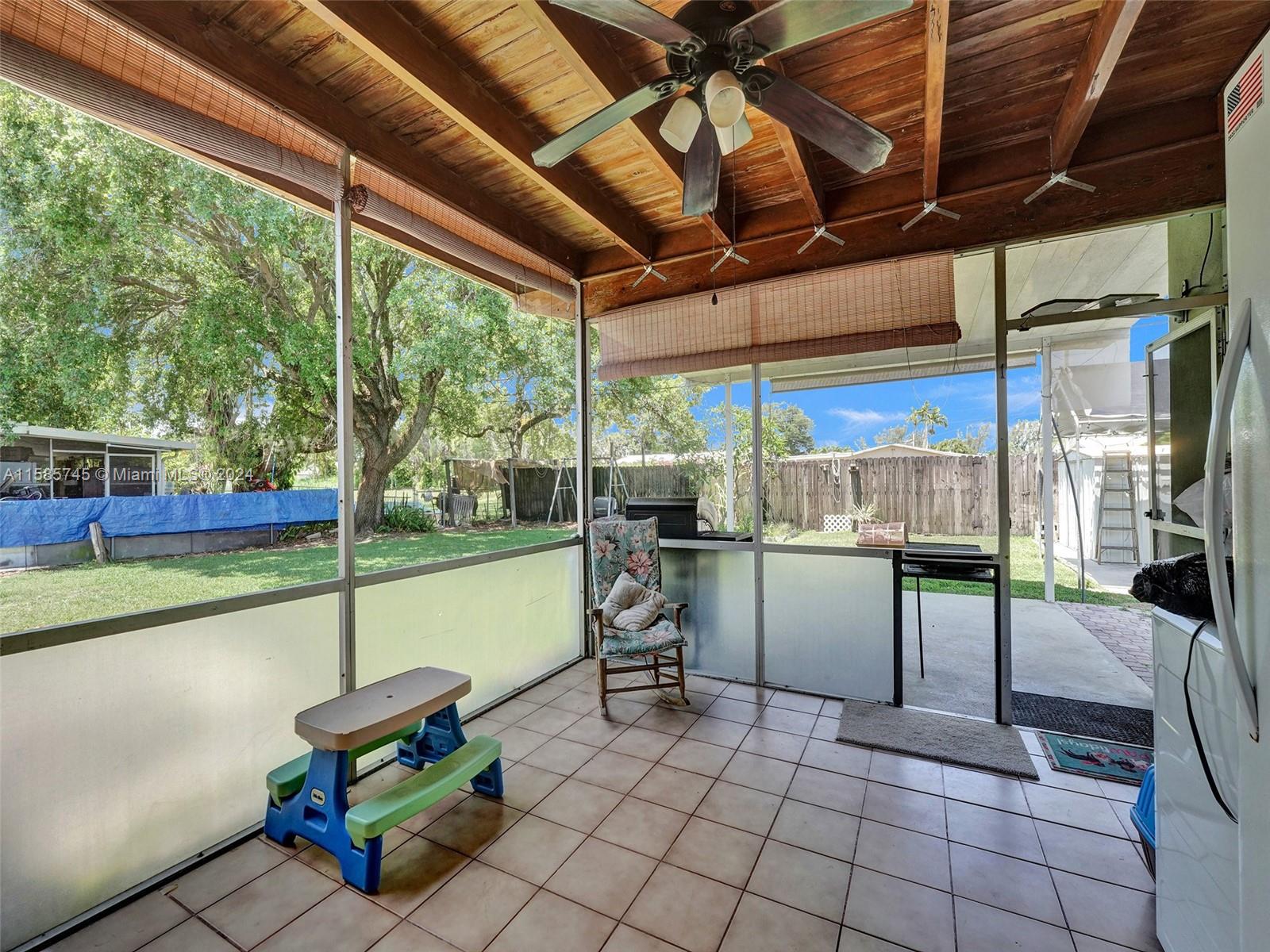 1910 SW 69th Ave