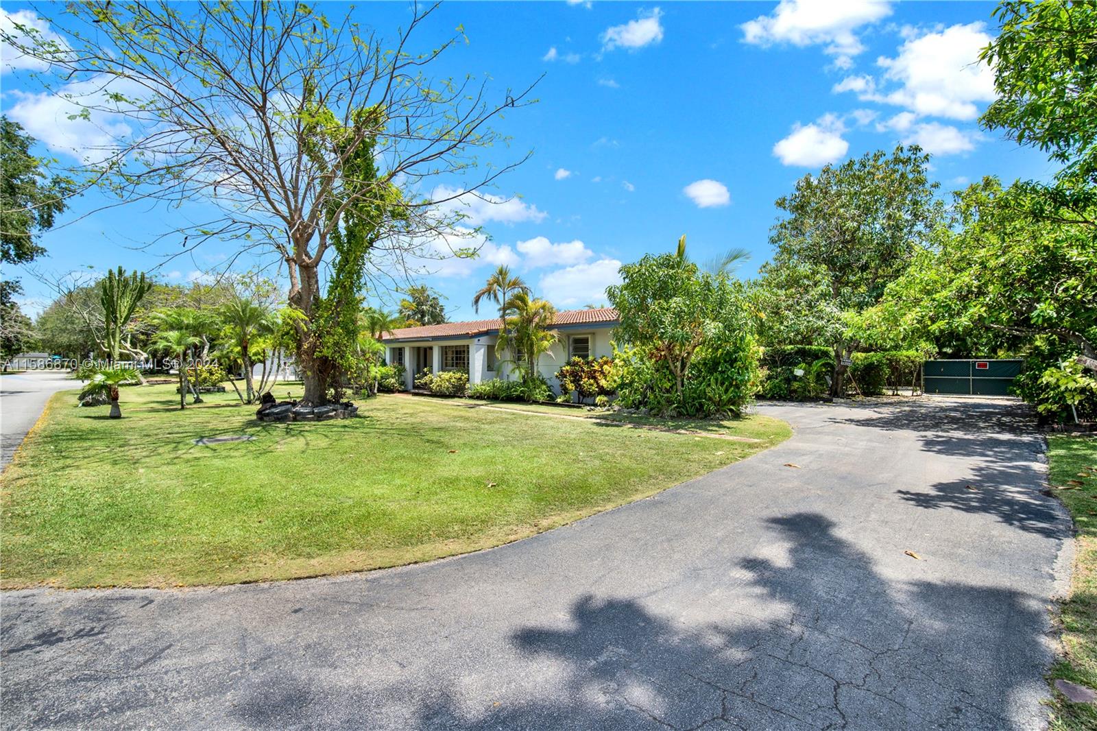 8250 SW 130th St