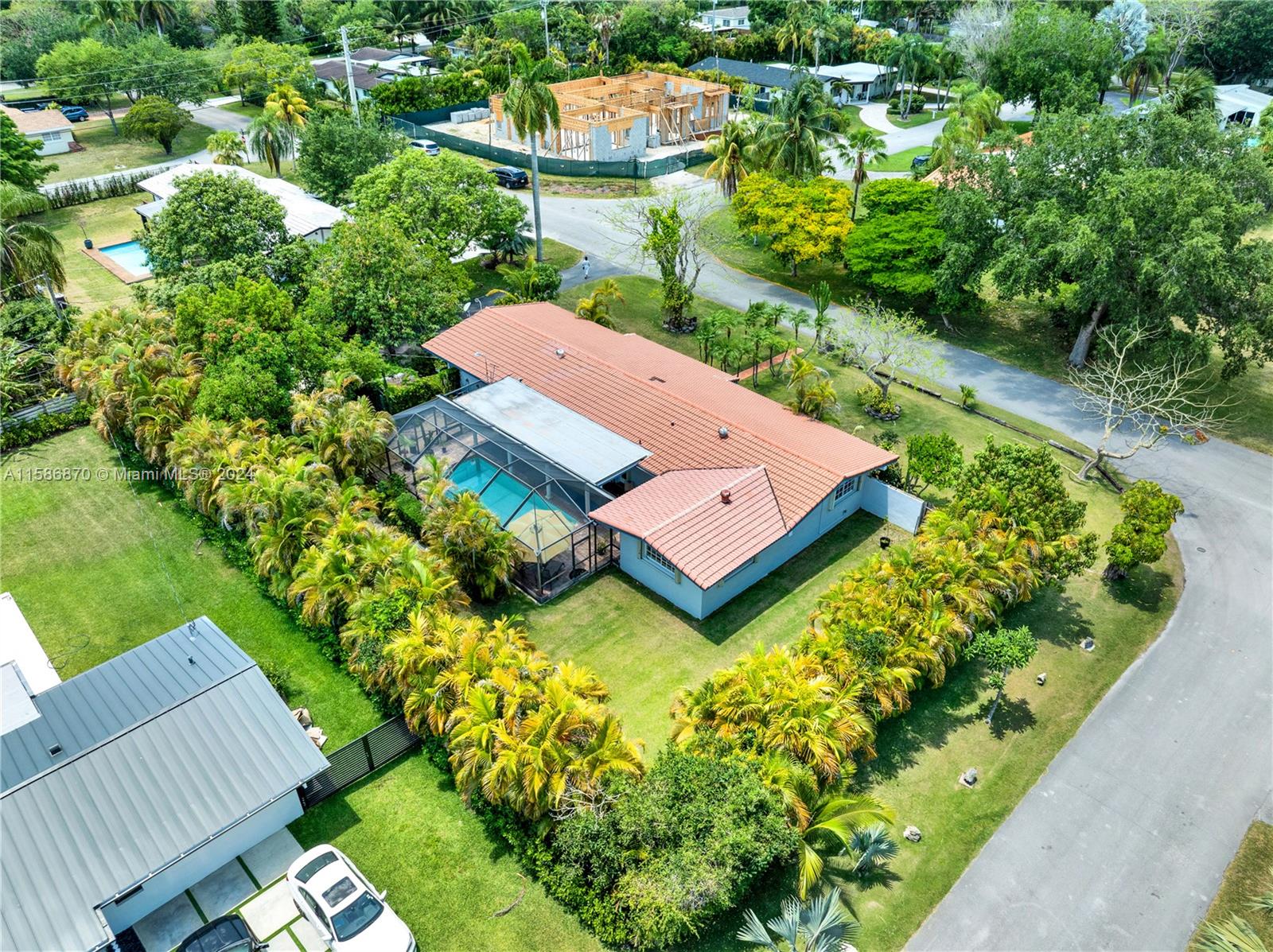 8250 SW 130th St
