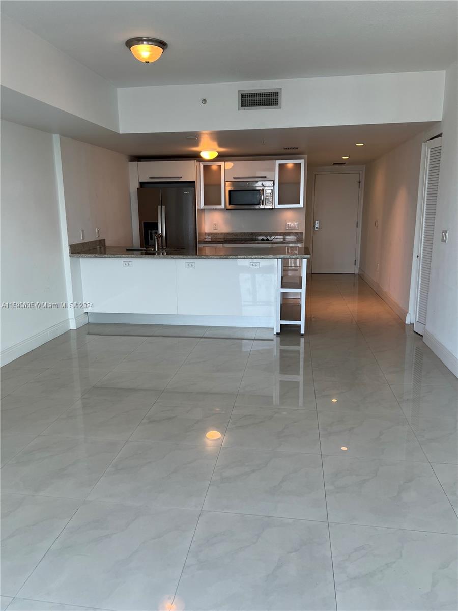 185 SW 7 St # 4205