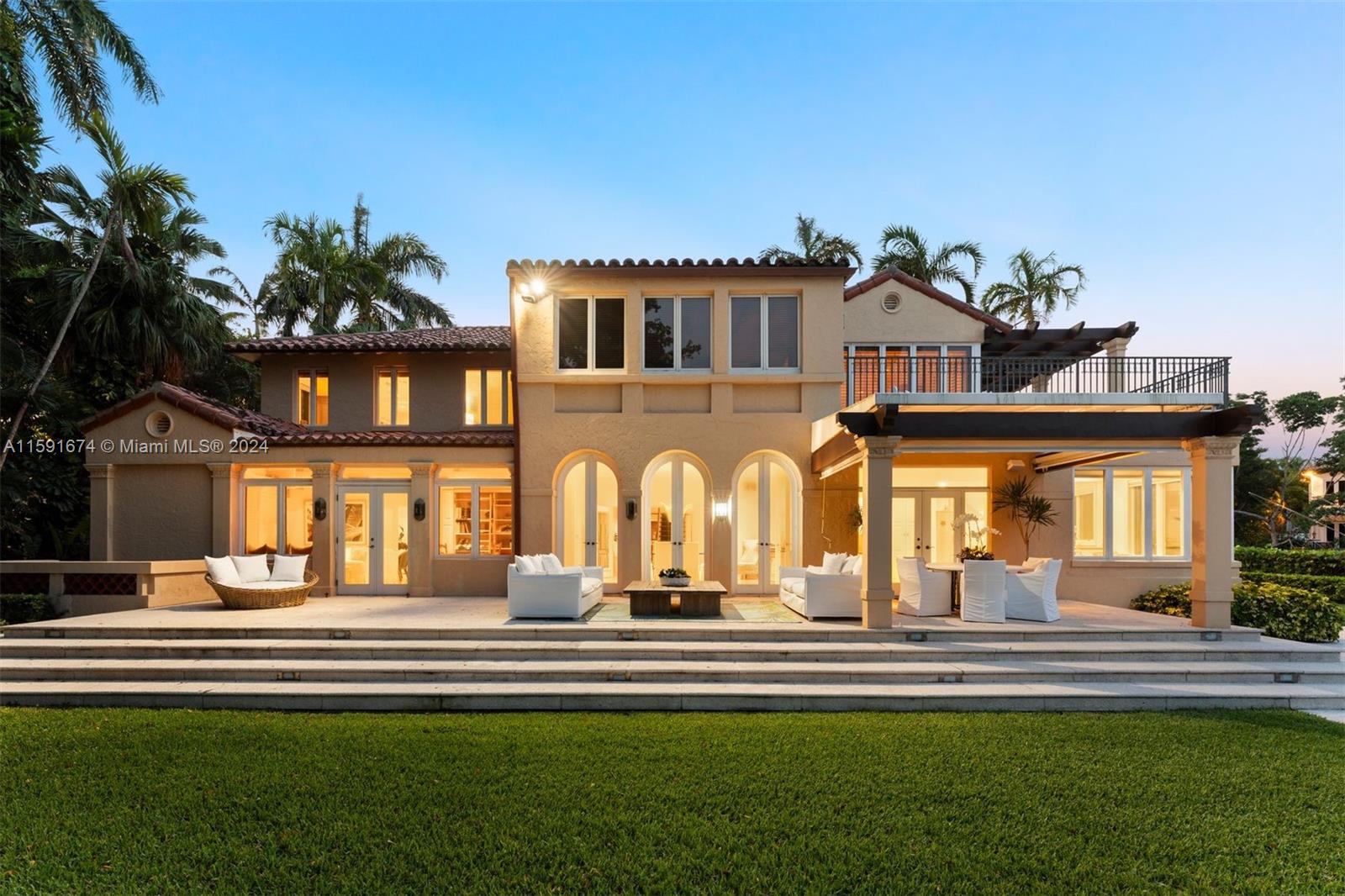 185 Cocoplum Rd