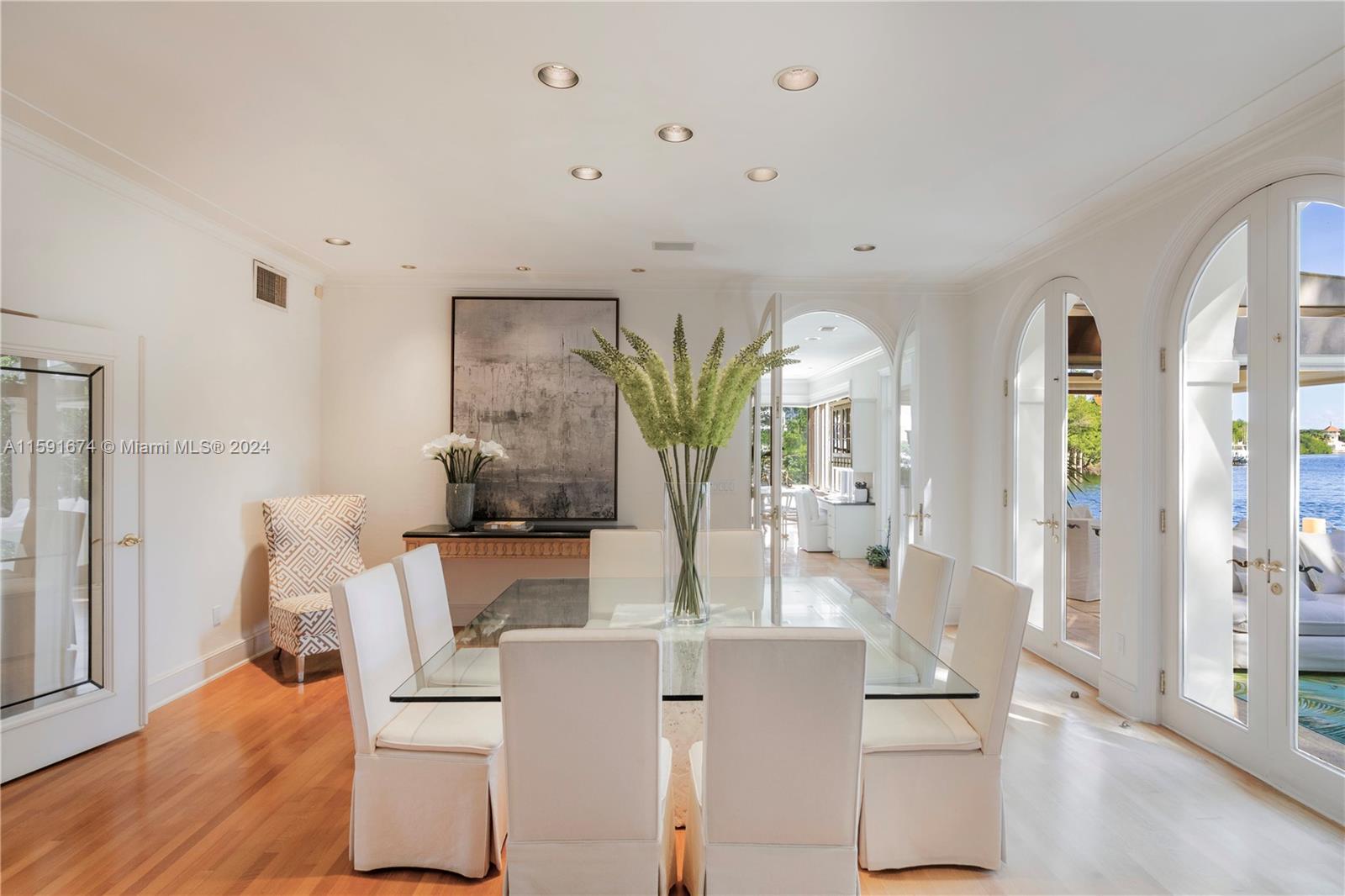 185 Cocoplum Rd