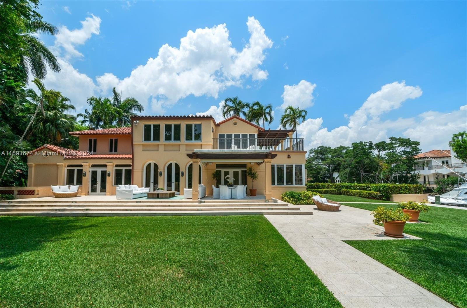 185 Cocoplum Rd