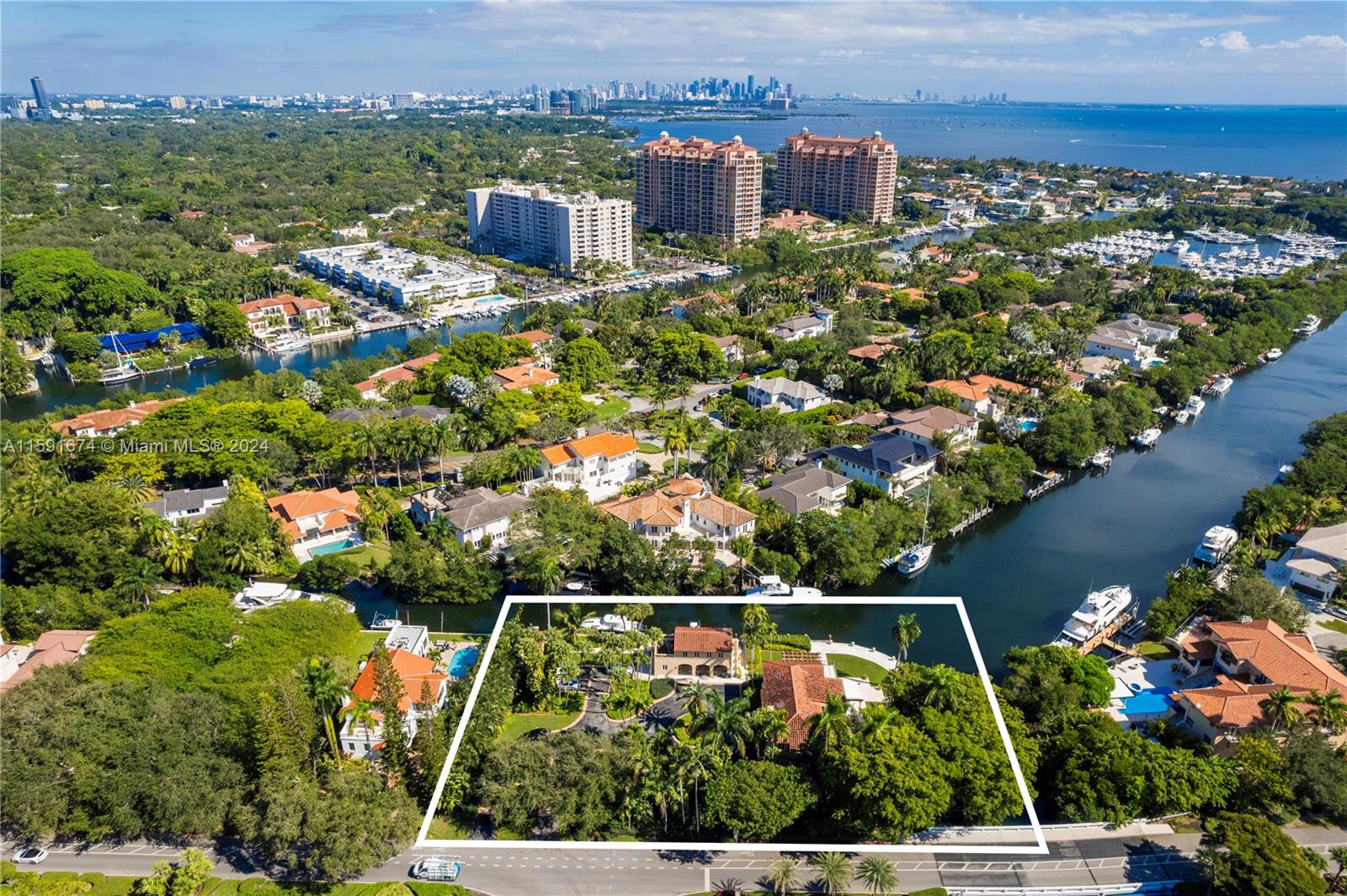 185 Cocoplum Rd