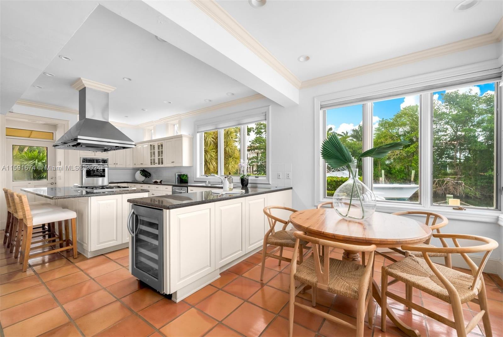 185 Cocoplum Rd