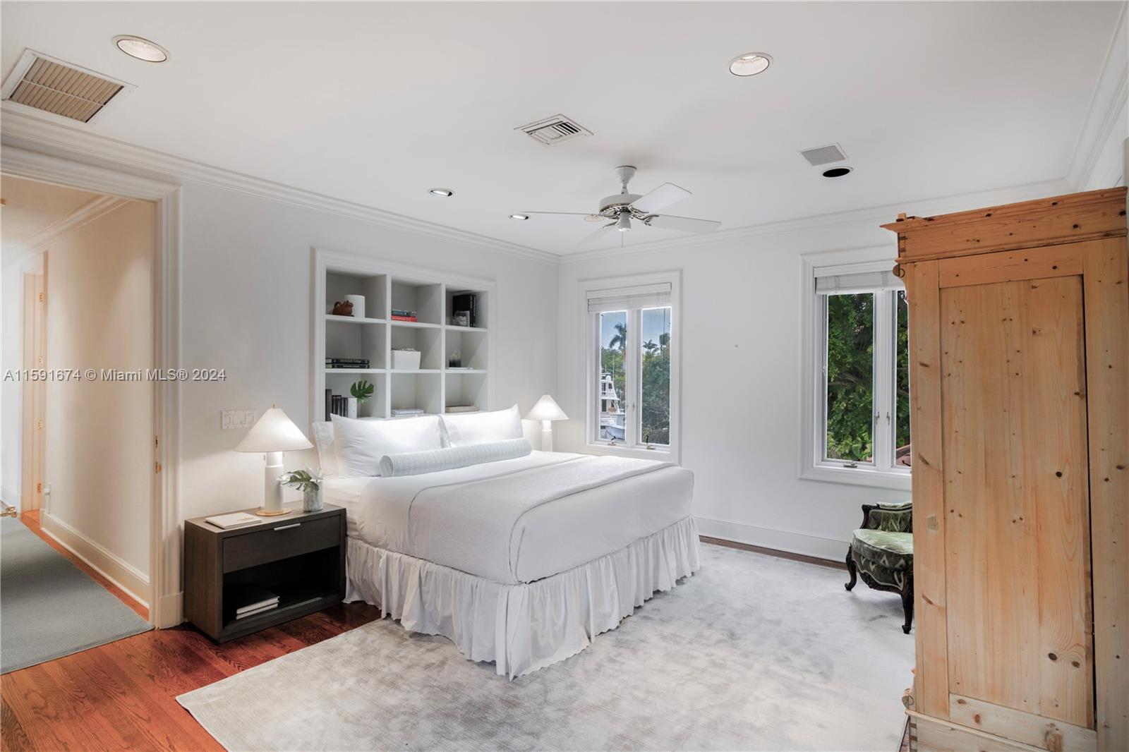 185 Cocoplum Rd