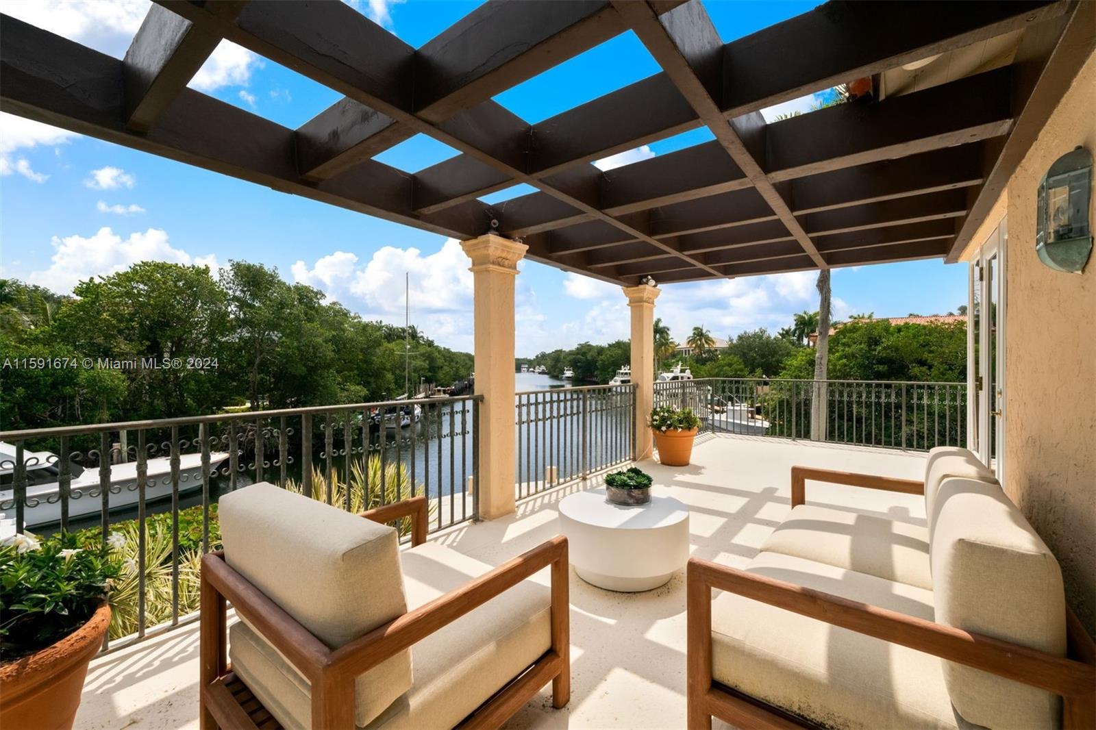 185 Cocoplum Rd