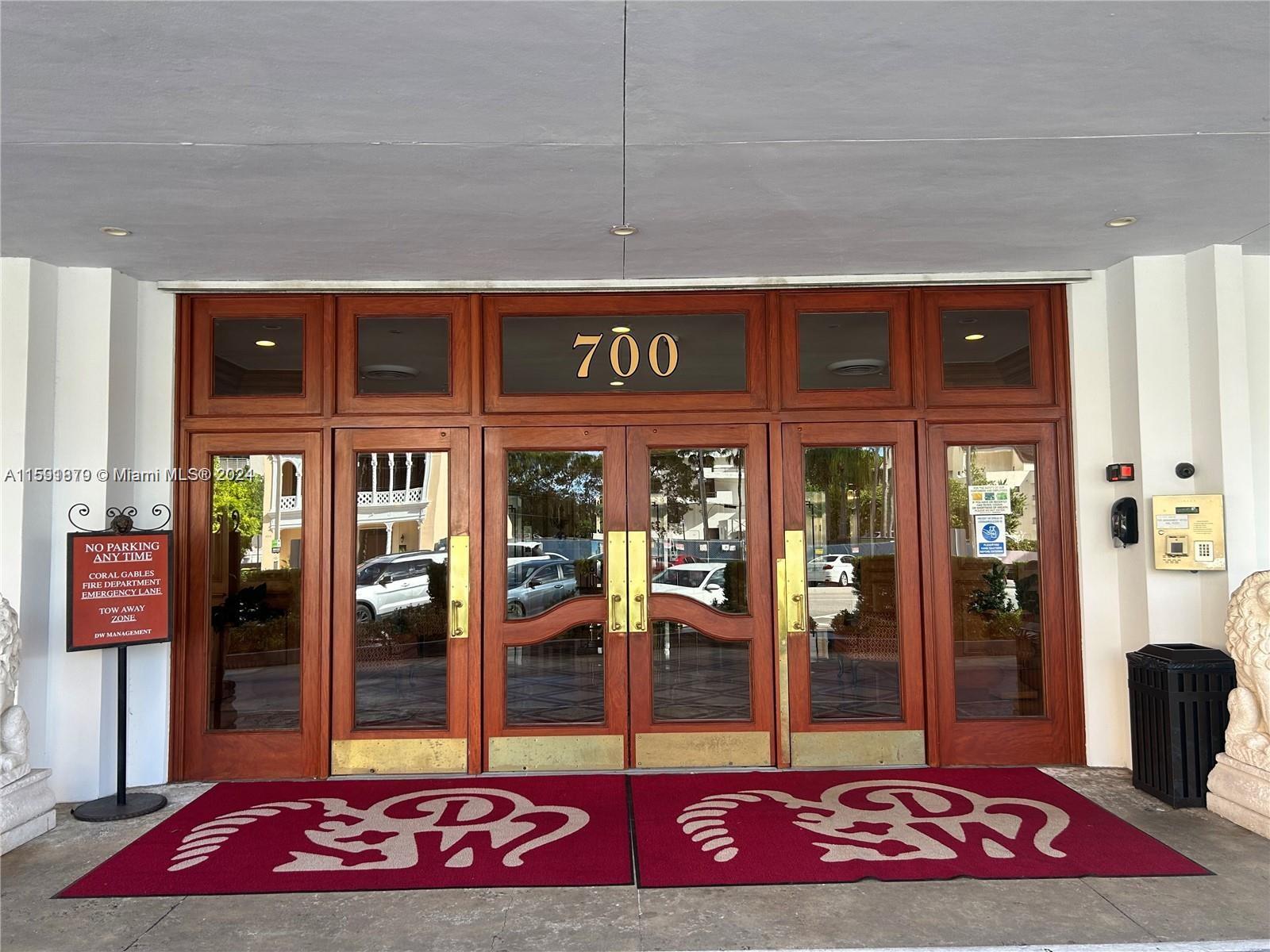 700 Biltmore Way # 611