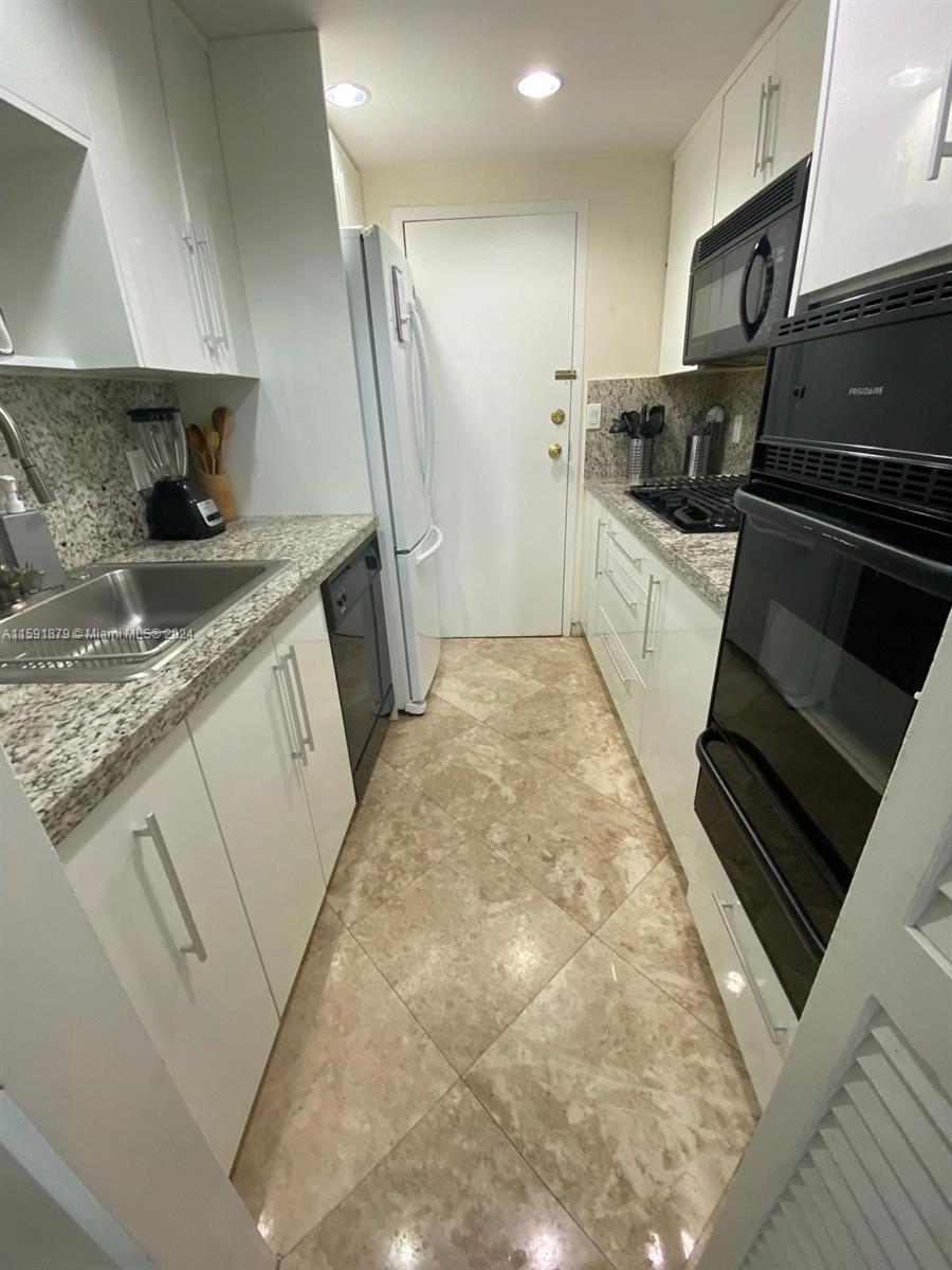 700 Biltmore Way # 611