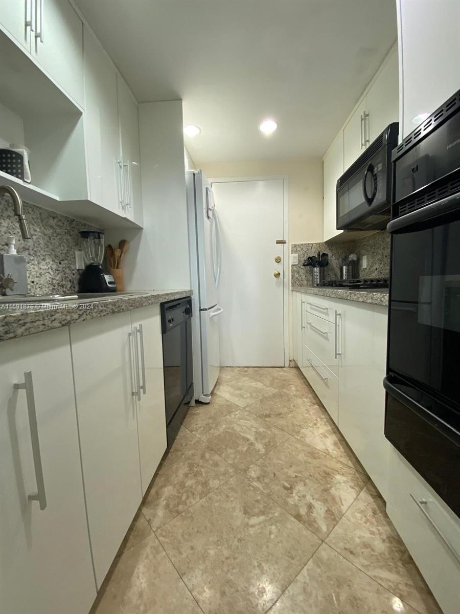 700 Biltmore Way # 611