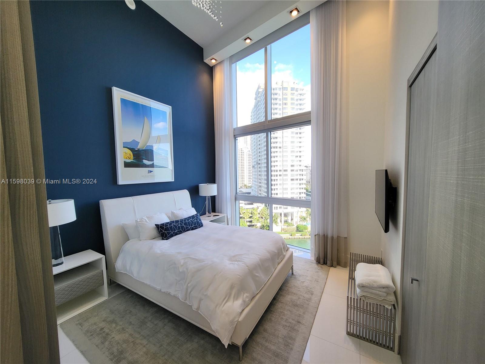495 Brickell Ave # 1401