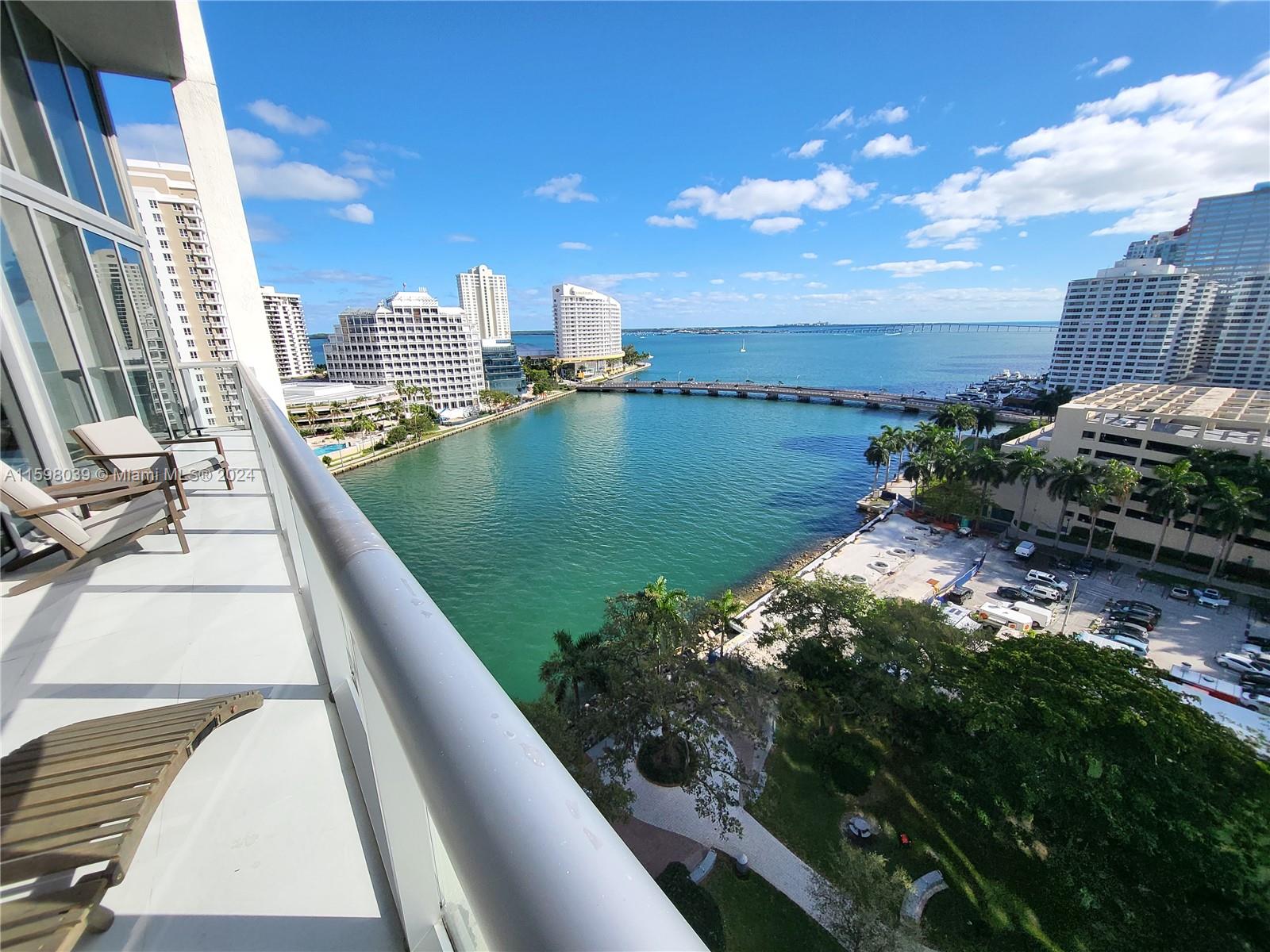 495 Brickell Ave # 1401