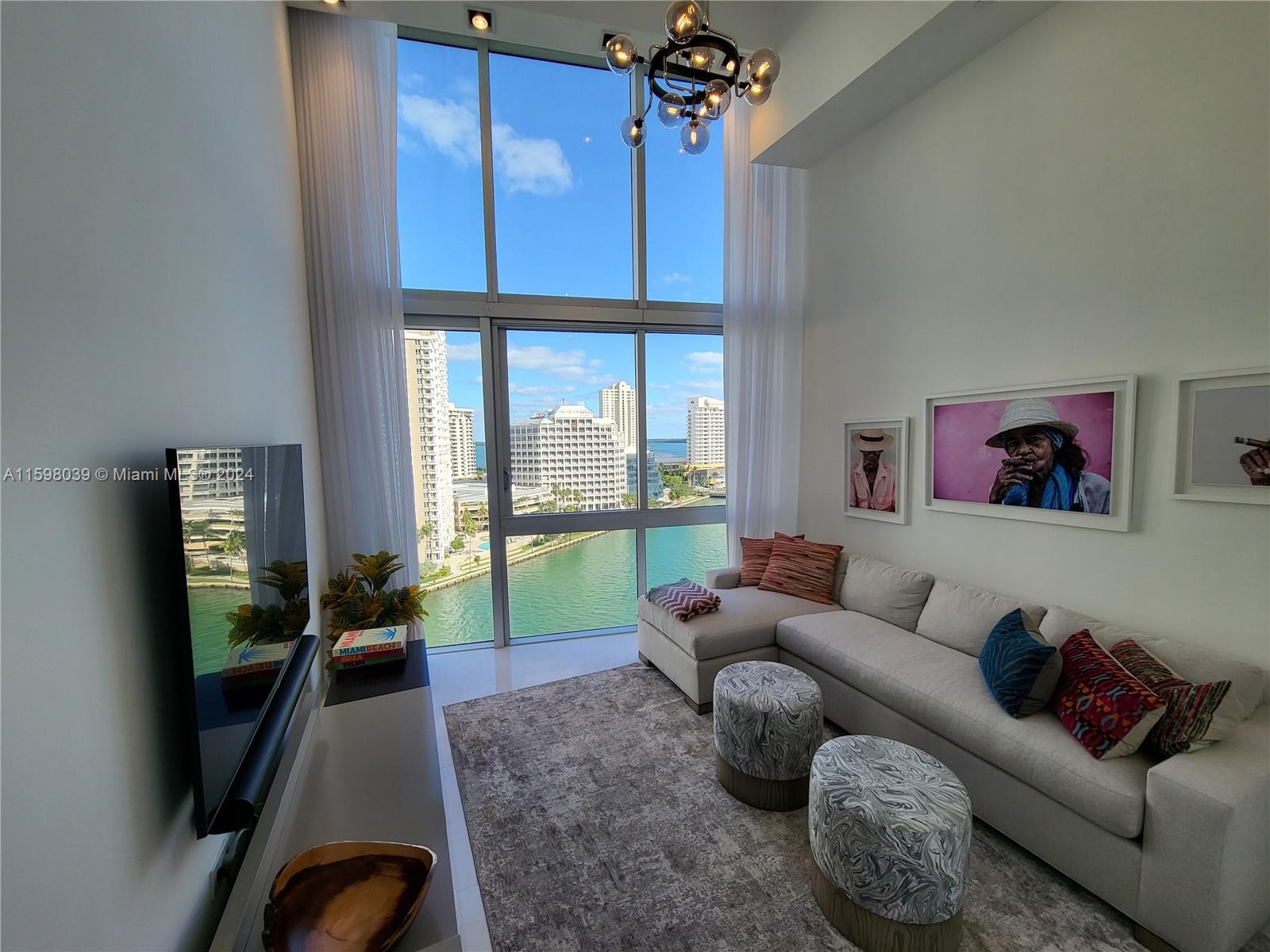 495 Brickell Ave # 1401