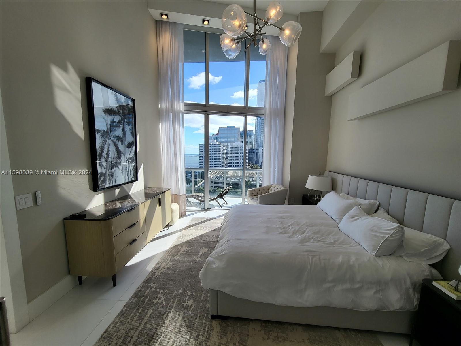 495 Brickell Ave # 1401