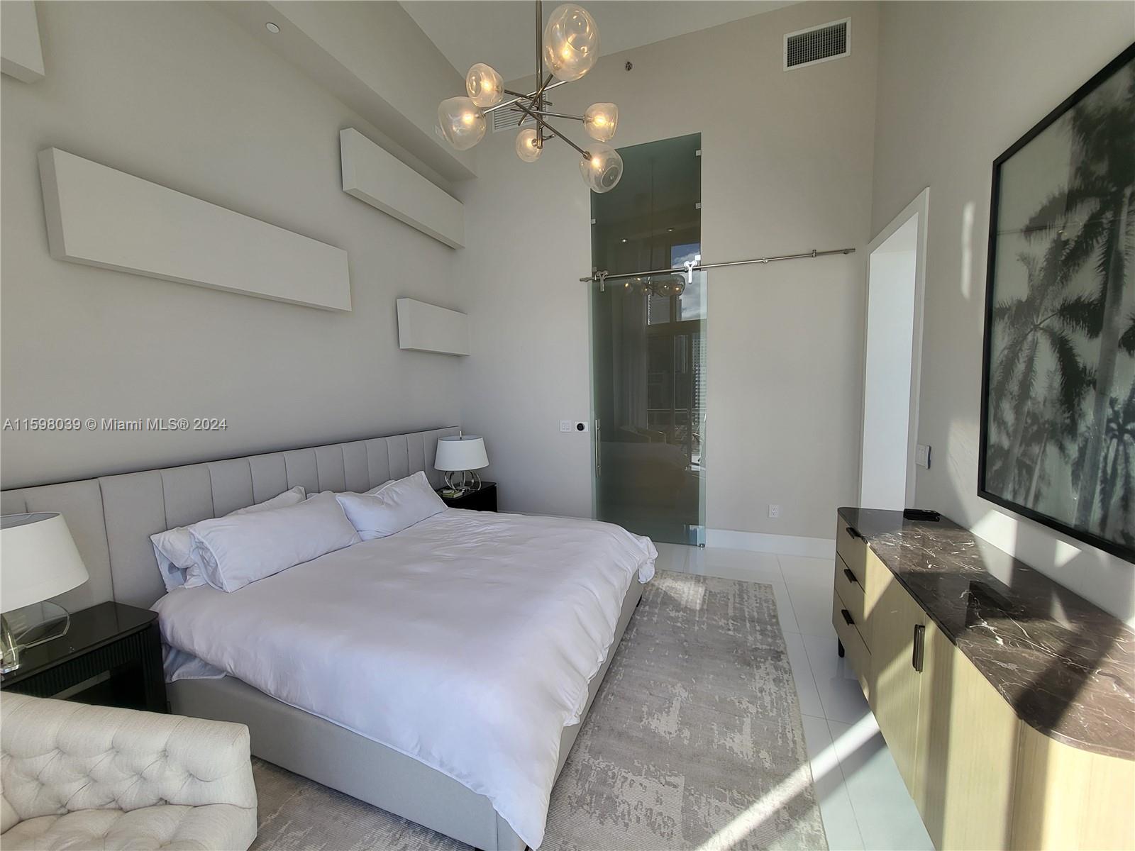 495 Brickell Ave # 1401