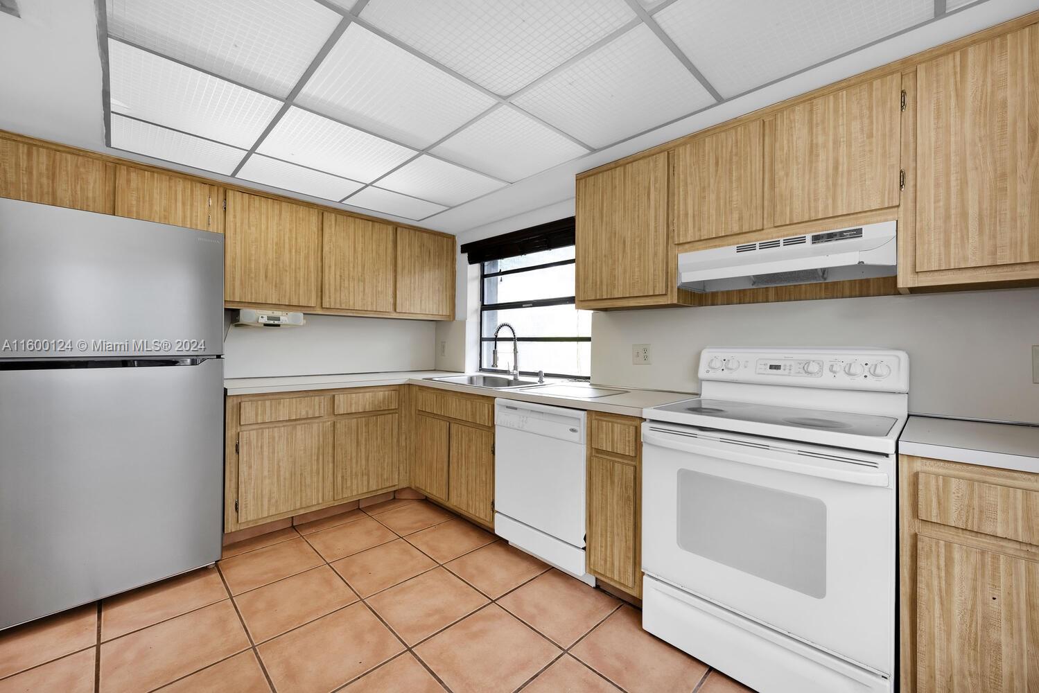 11024 SW 132nd Ct # 1 Unit: 38-1