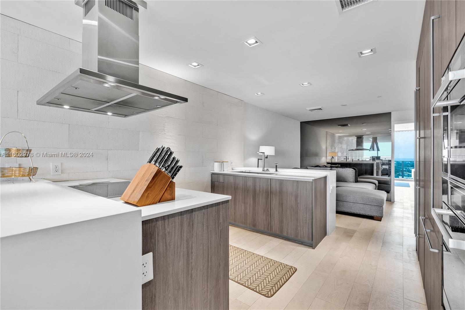 350 Ocean Dr # 1206N