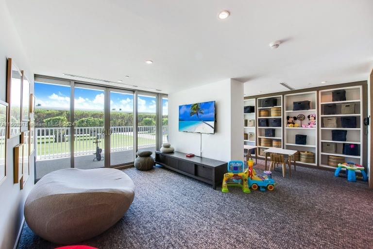 350 Ocean Dr # 1206N
