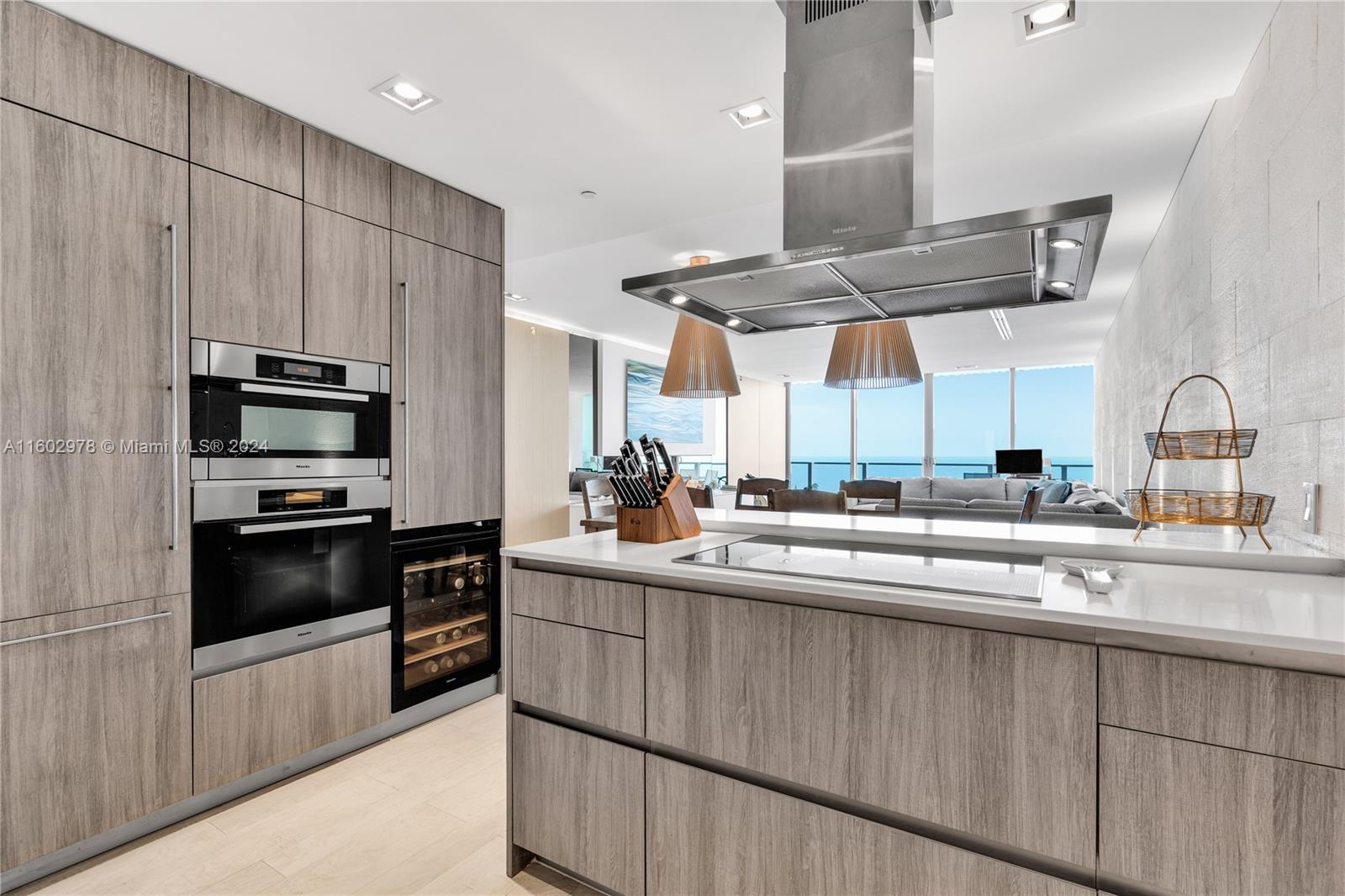 350 Ocean Dr # 1206N