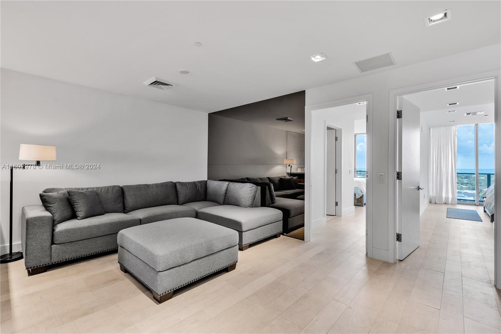350 Ocean Dr # 1206N