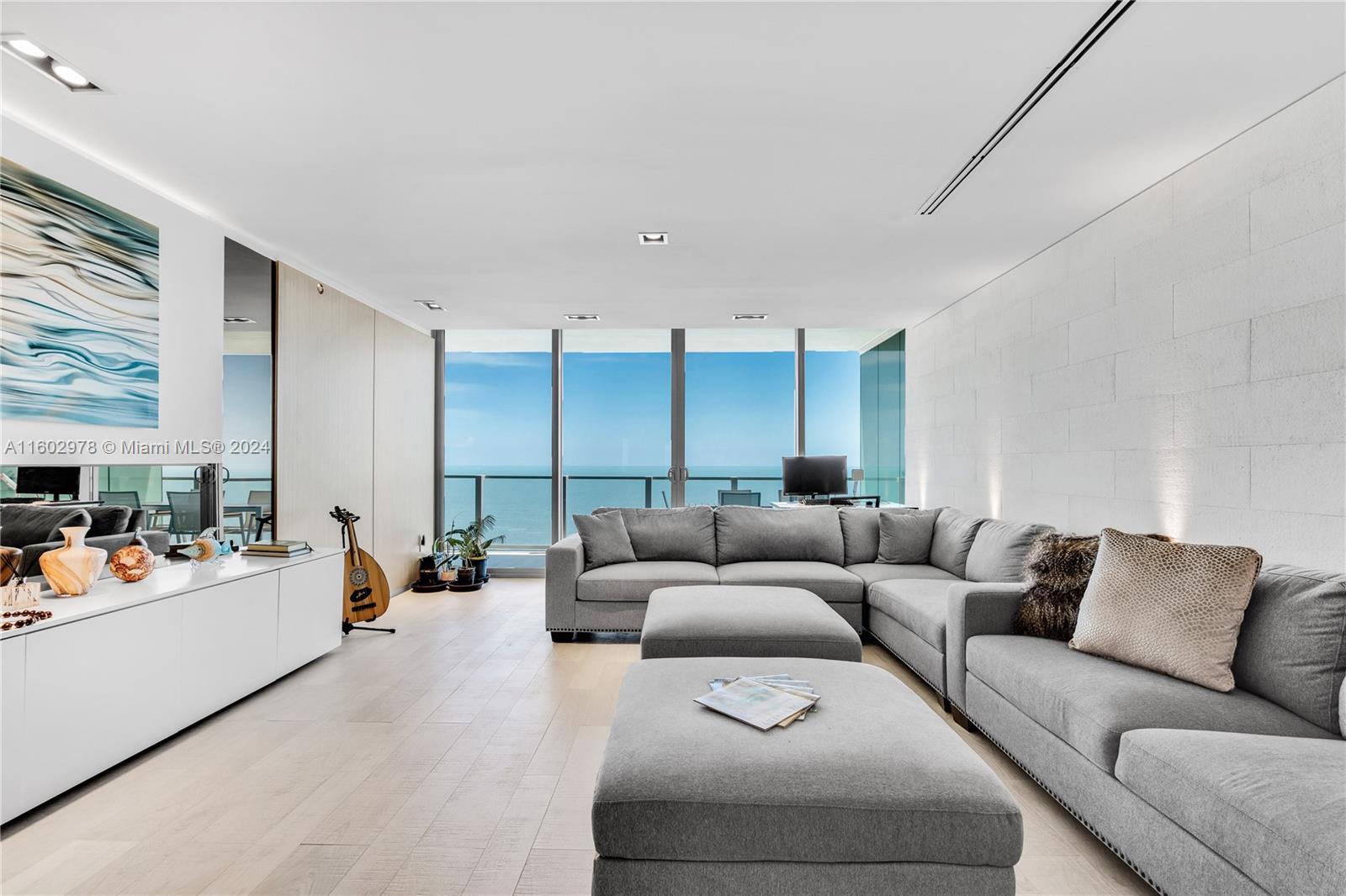 350 Ocean Dr # 1206N