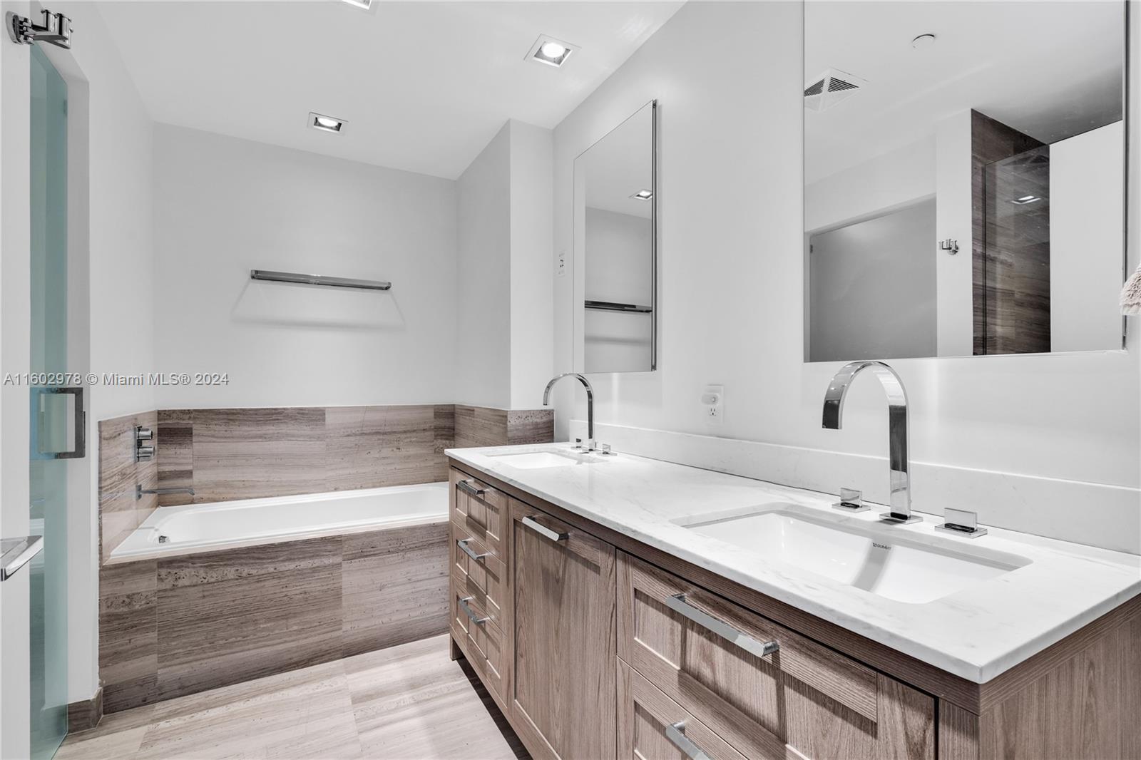 350 Ocean Dr # 1206N