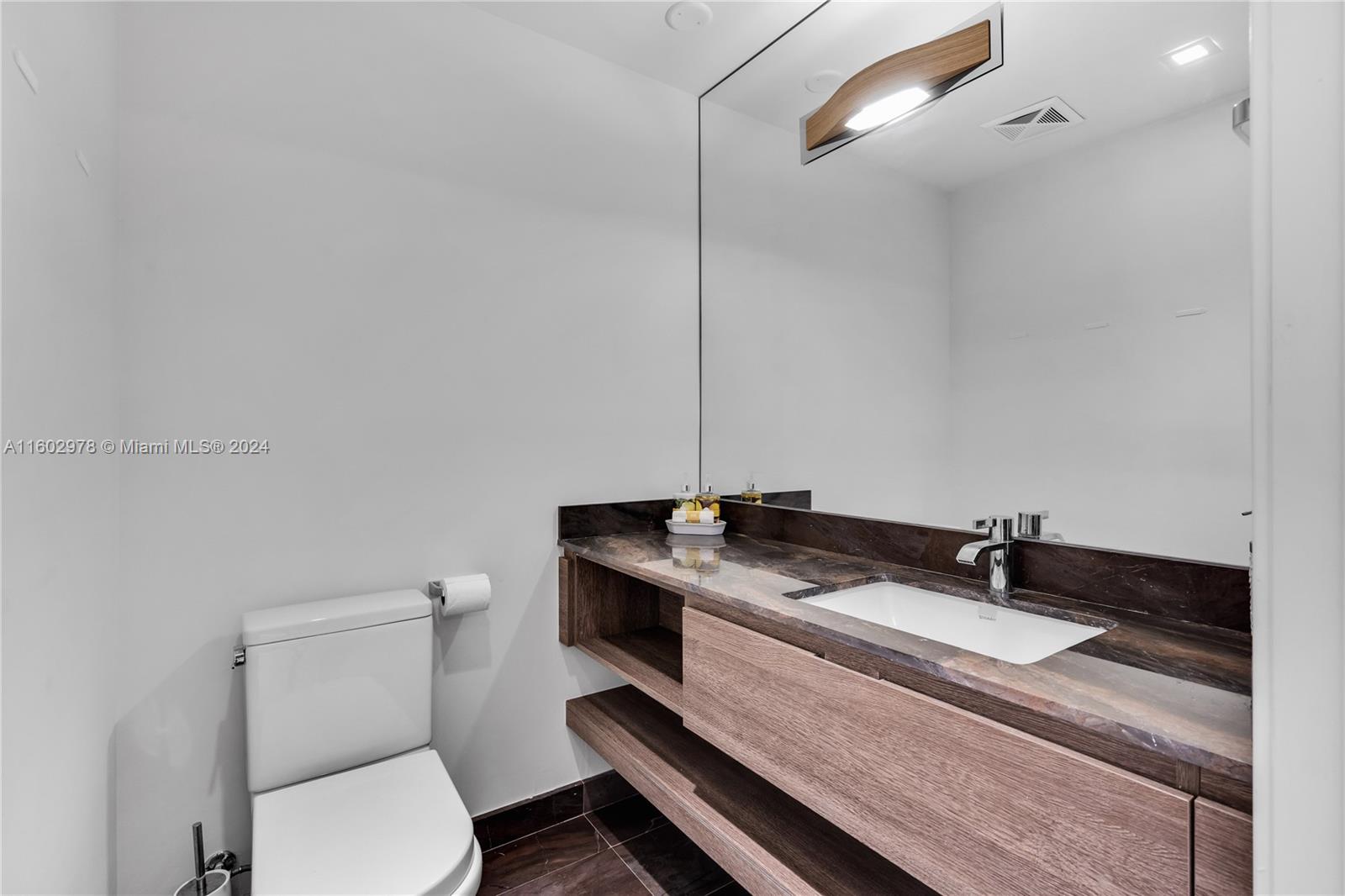 350 Ocean Dr # 1206N