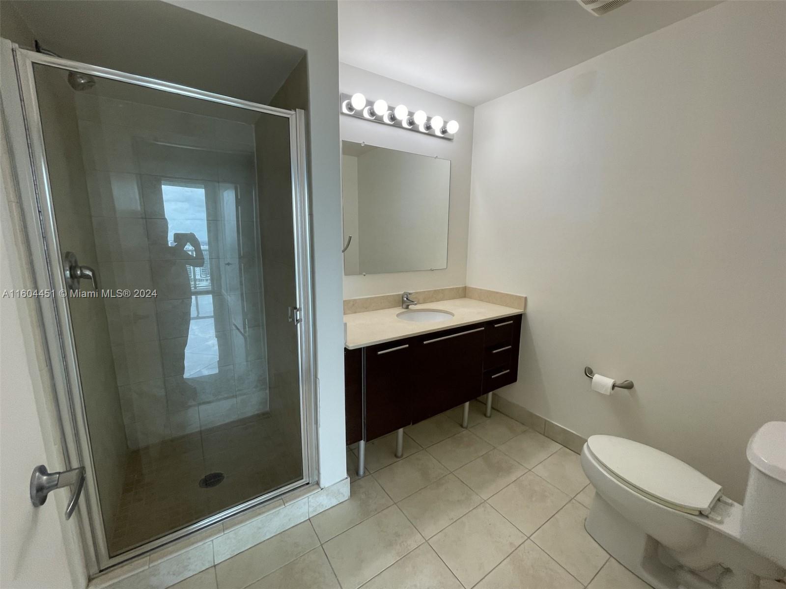 1900 N Bayshore Dr # 2112