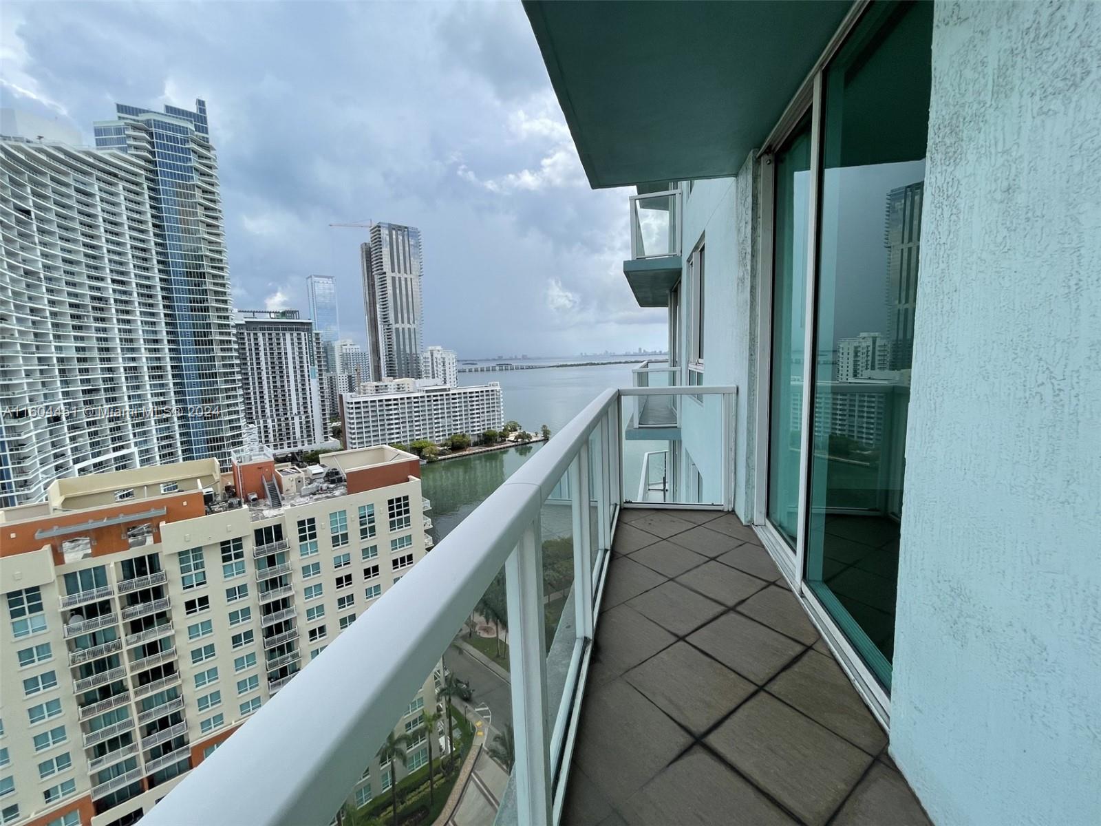 1900 N Bayshore Dr # 2112