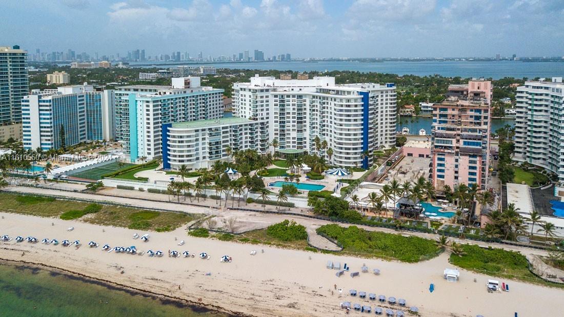 5161 Collins Ave # 414