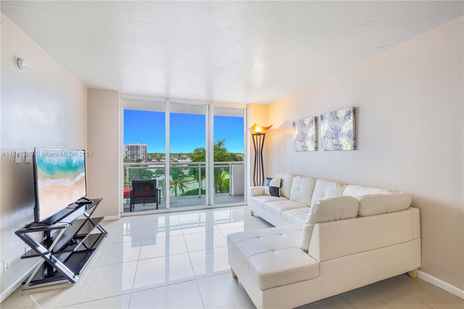 3001 S Ocean Dr # 529