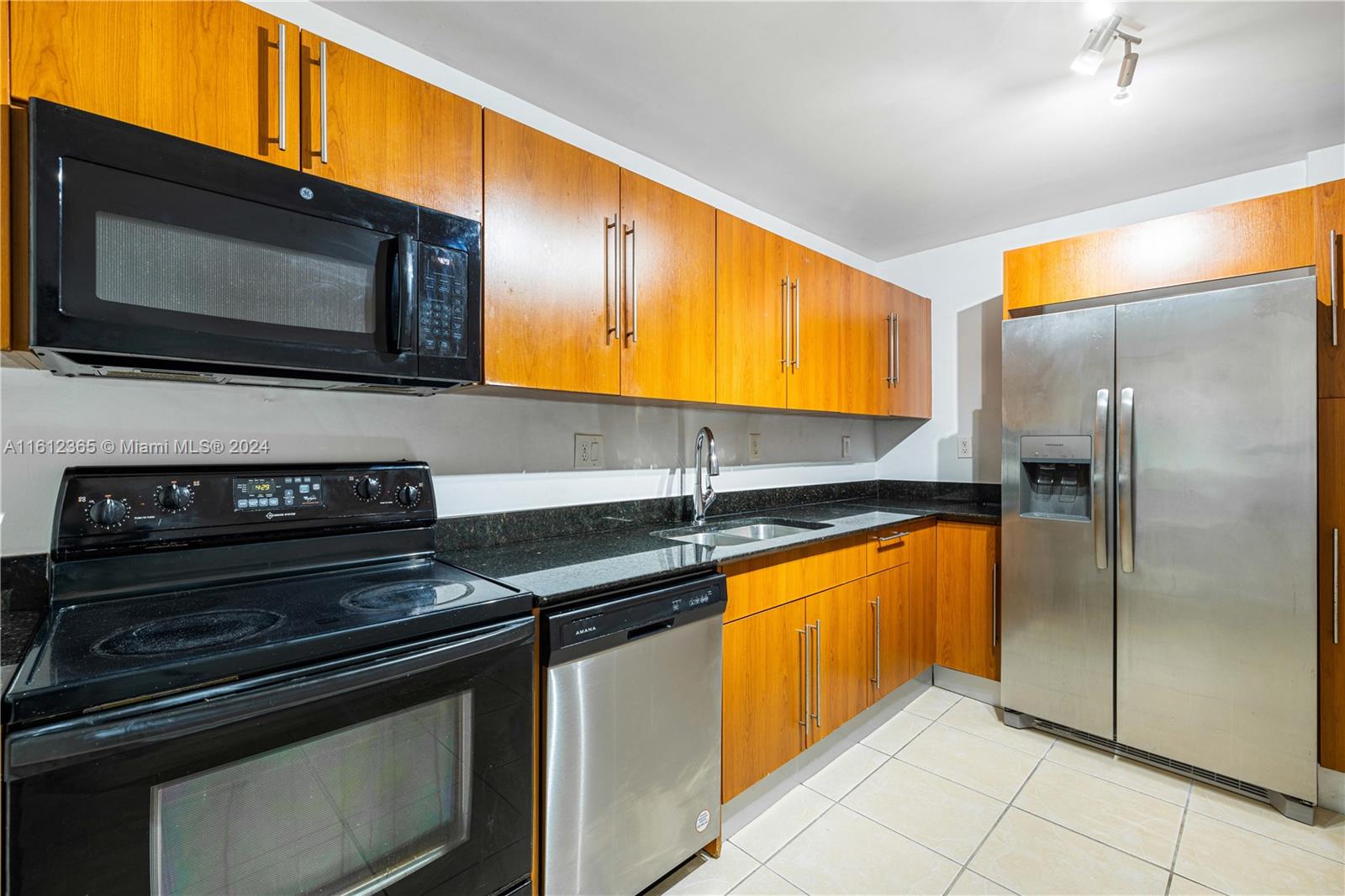 3001 S Ocean Dr # 529