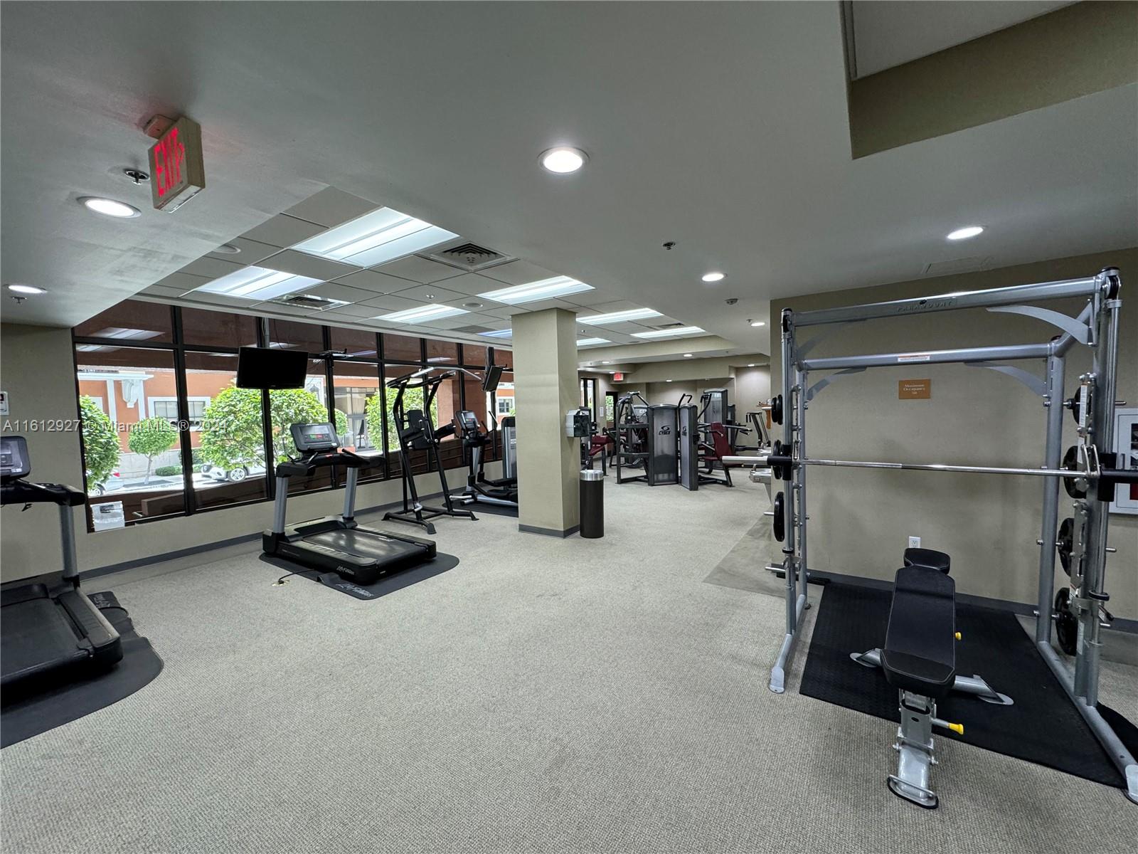 8390 SW 72nd Ave # 804