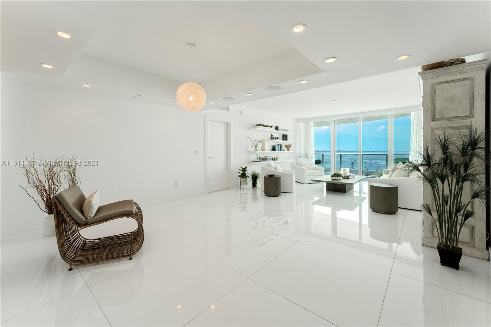 2627 S Bayshore Dr # 1704