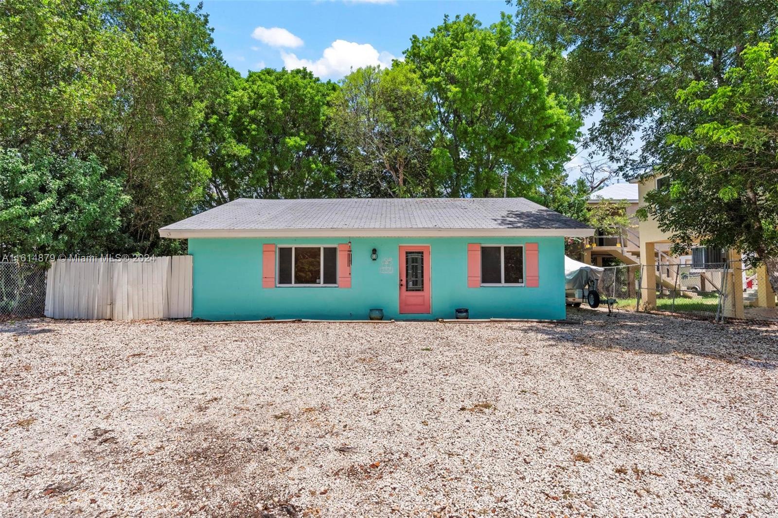 288 Gardenia St