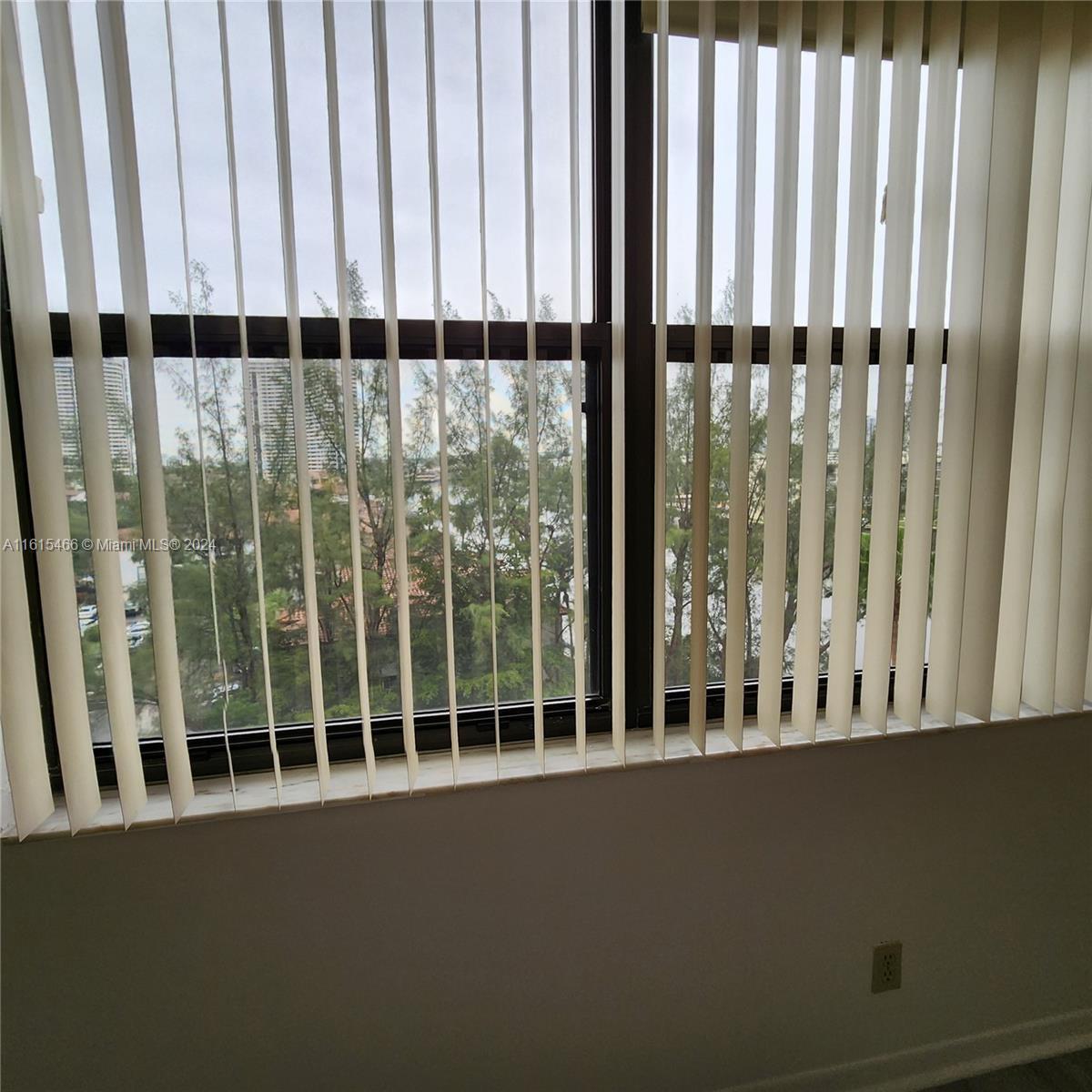 18151 NE 31st Ct # 805