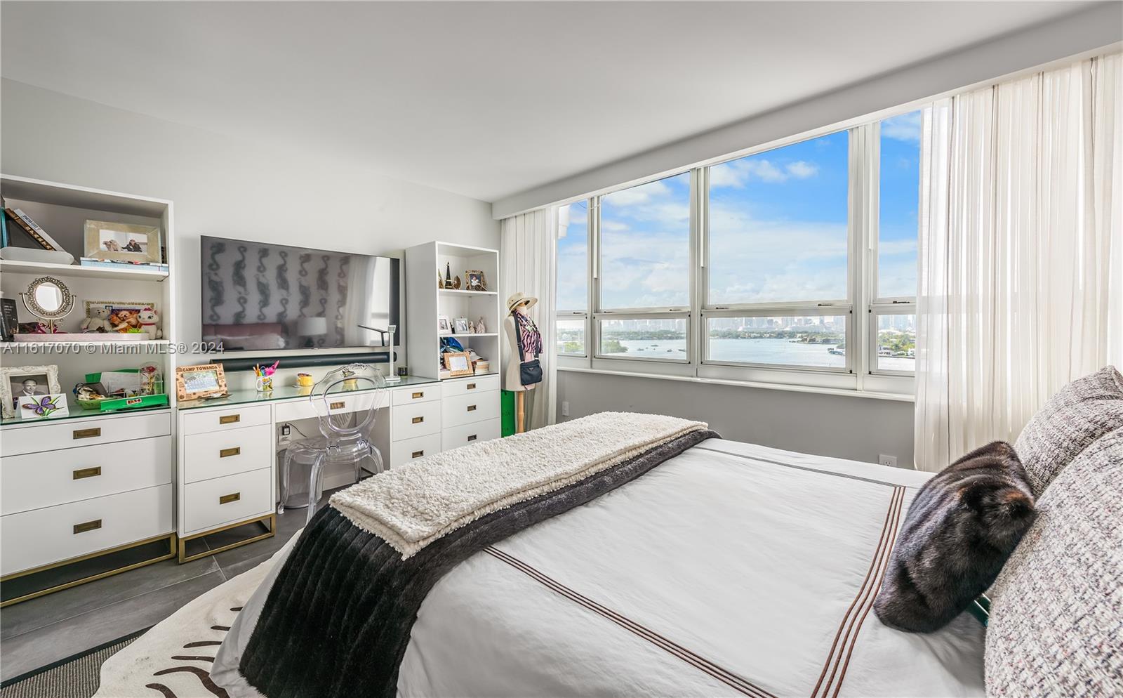11 Island Ave # 1201