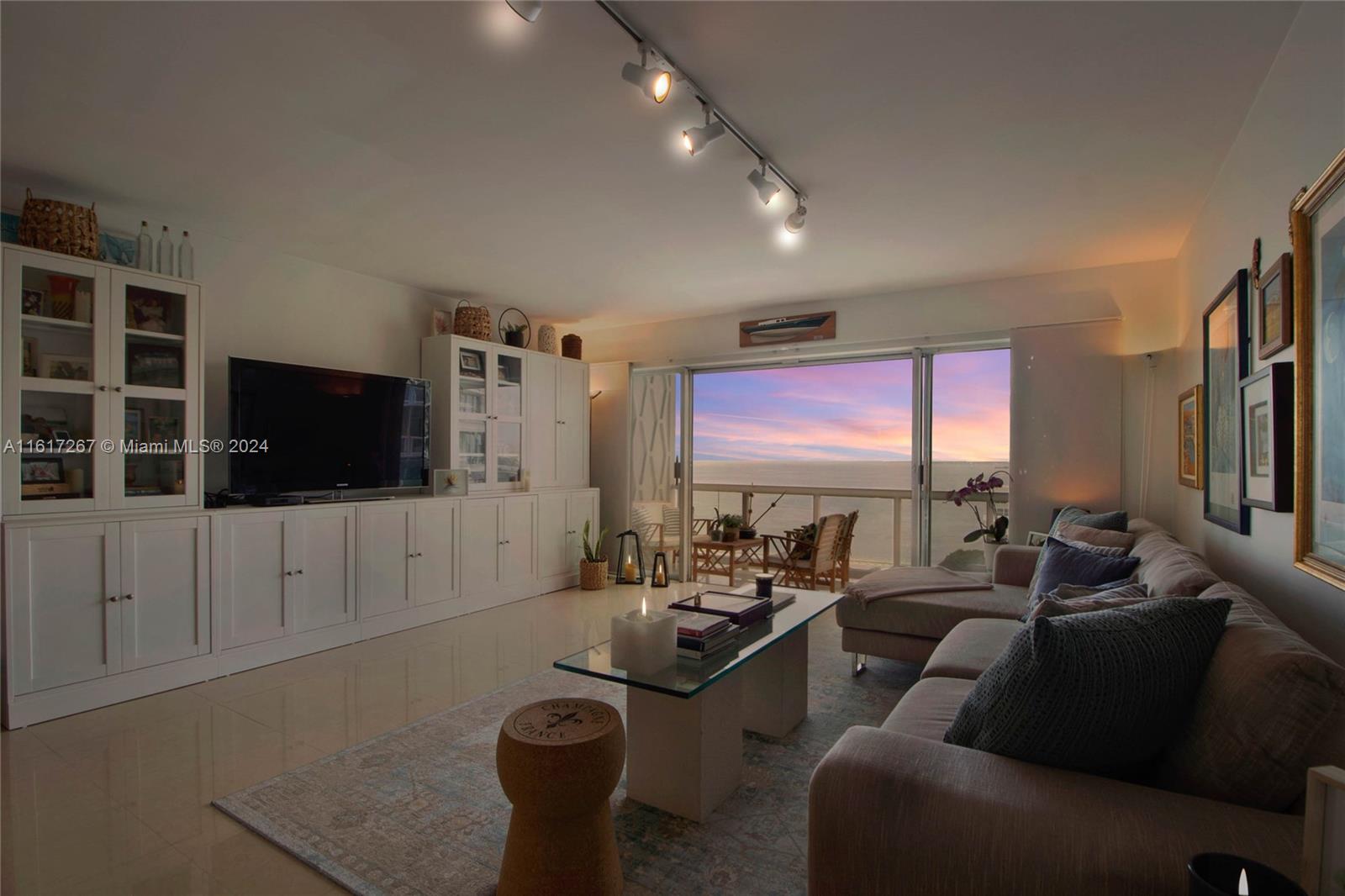 2451 Brickell Ave # 16B
