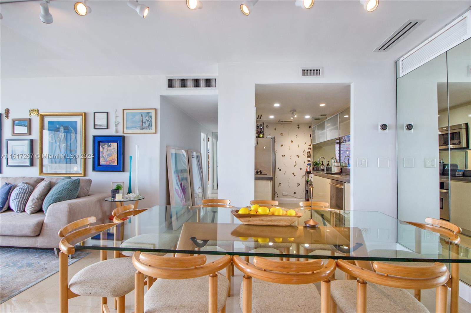 2451 Brickell Ave # 16B