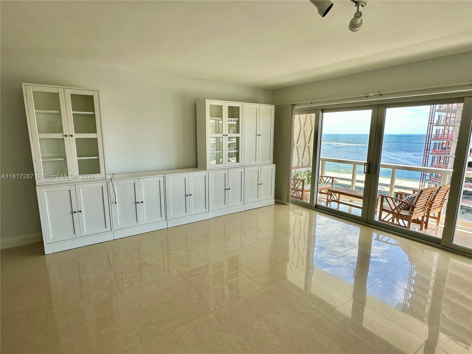 2451 Brickell Ave # 16B