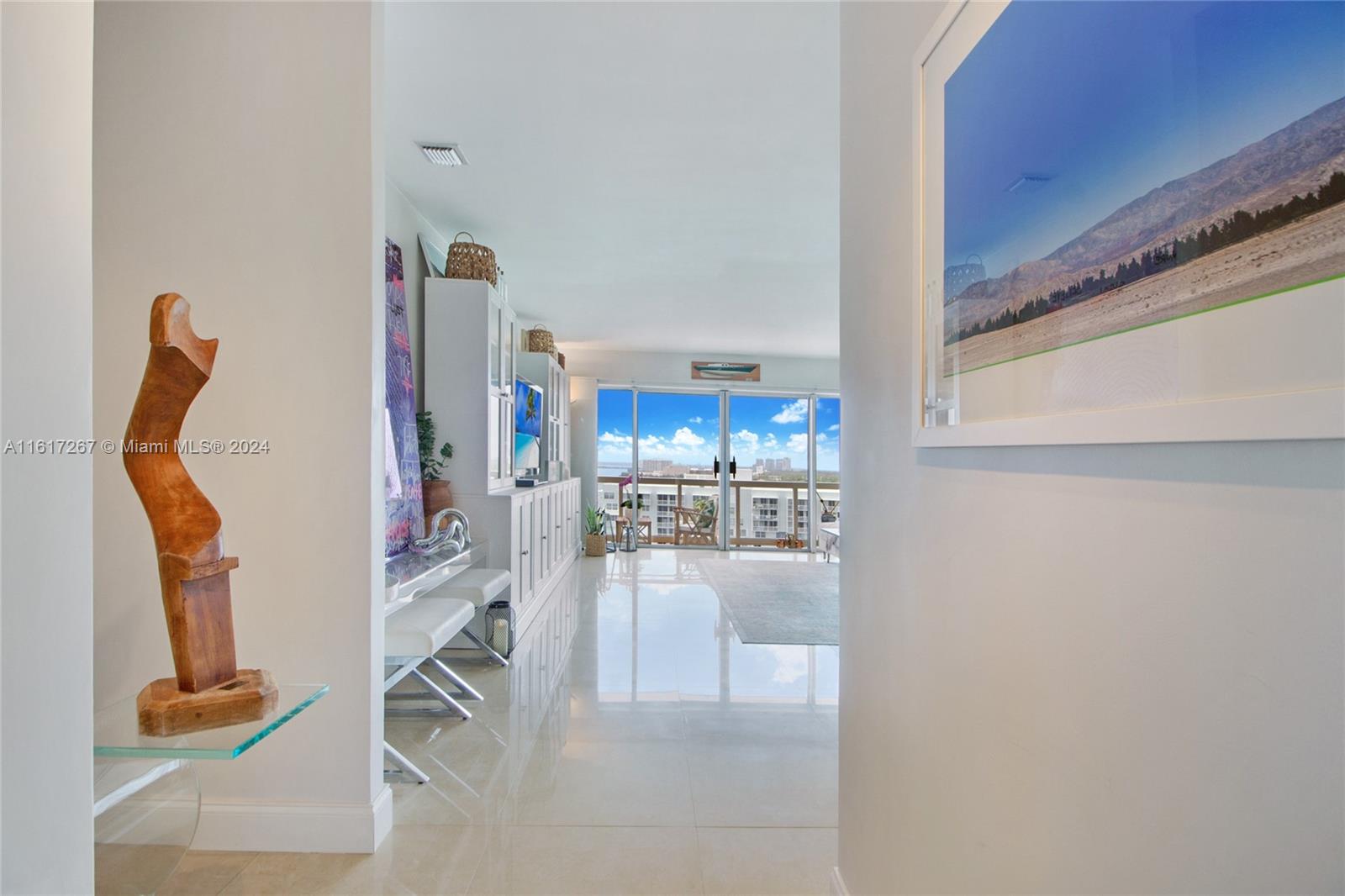 2451 Brickell Ave # 16B