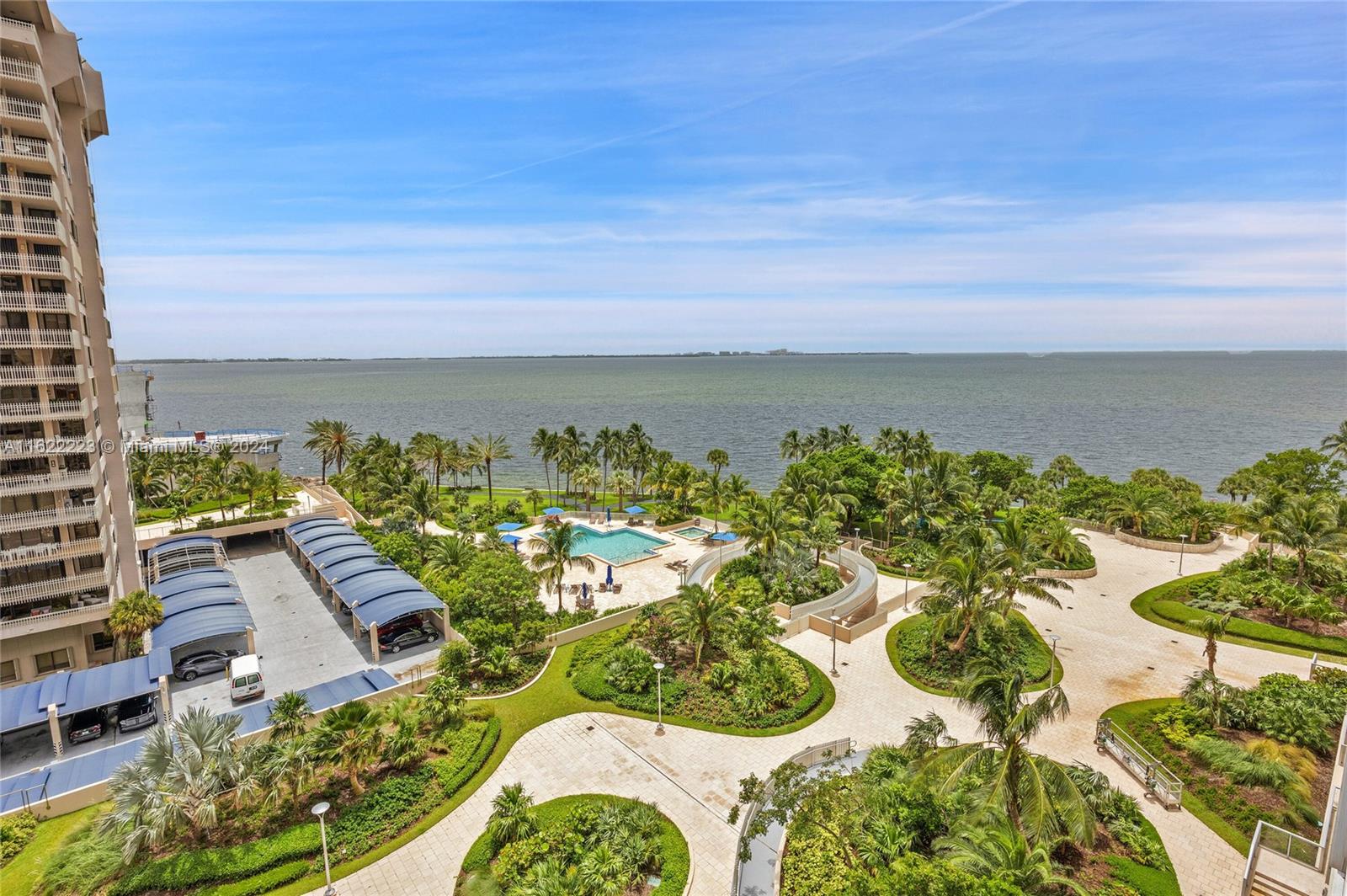 2 Grove Isle Dr # B907