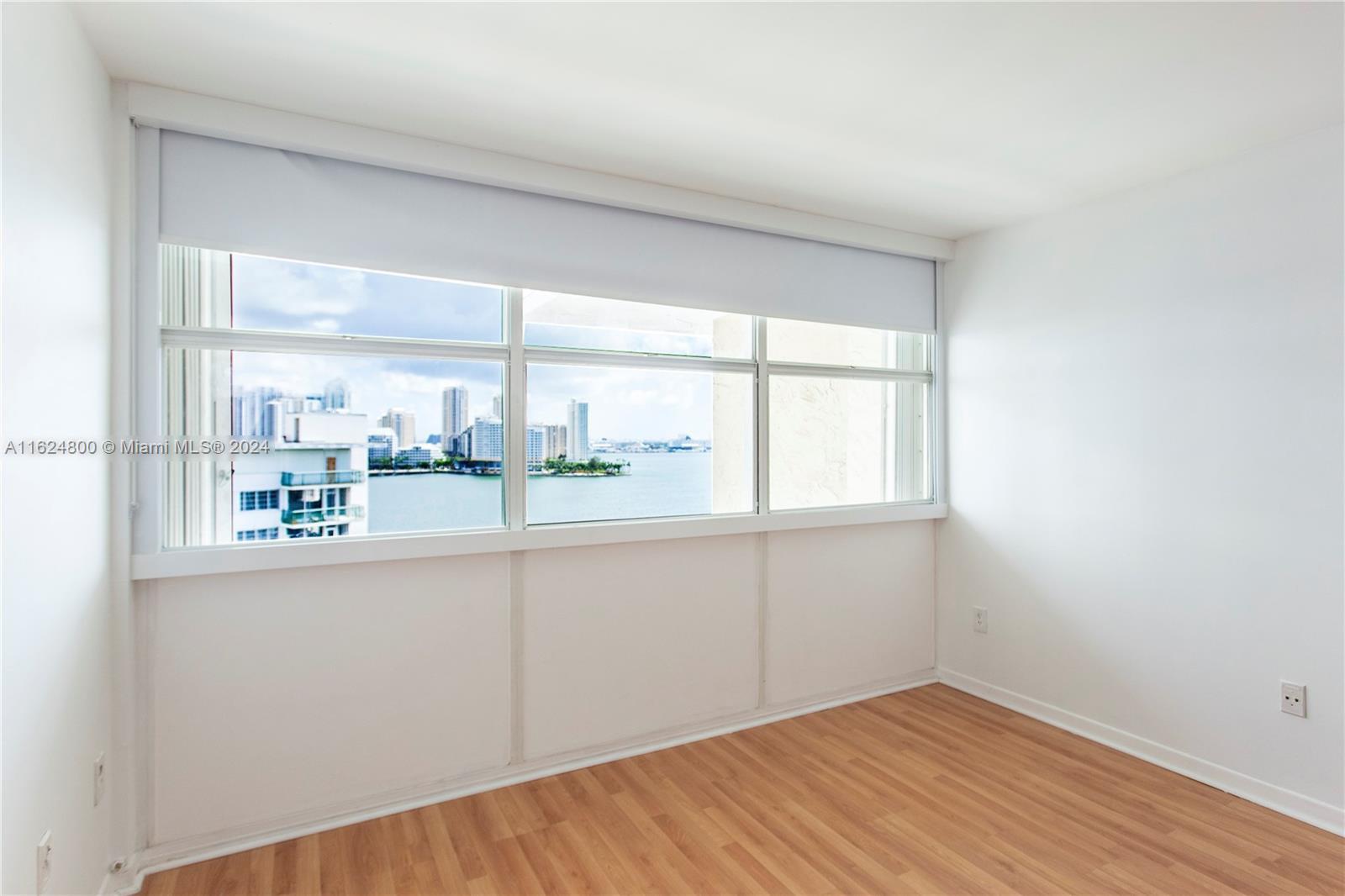 1420 Brickell Bay Dr # 1604B